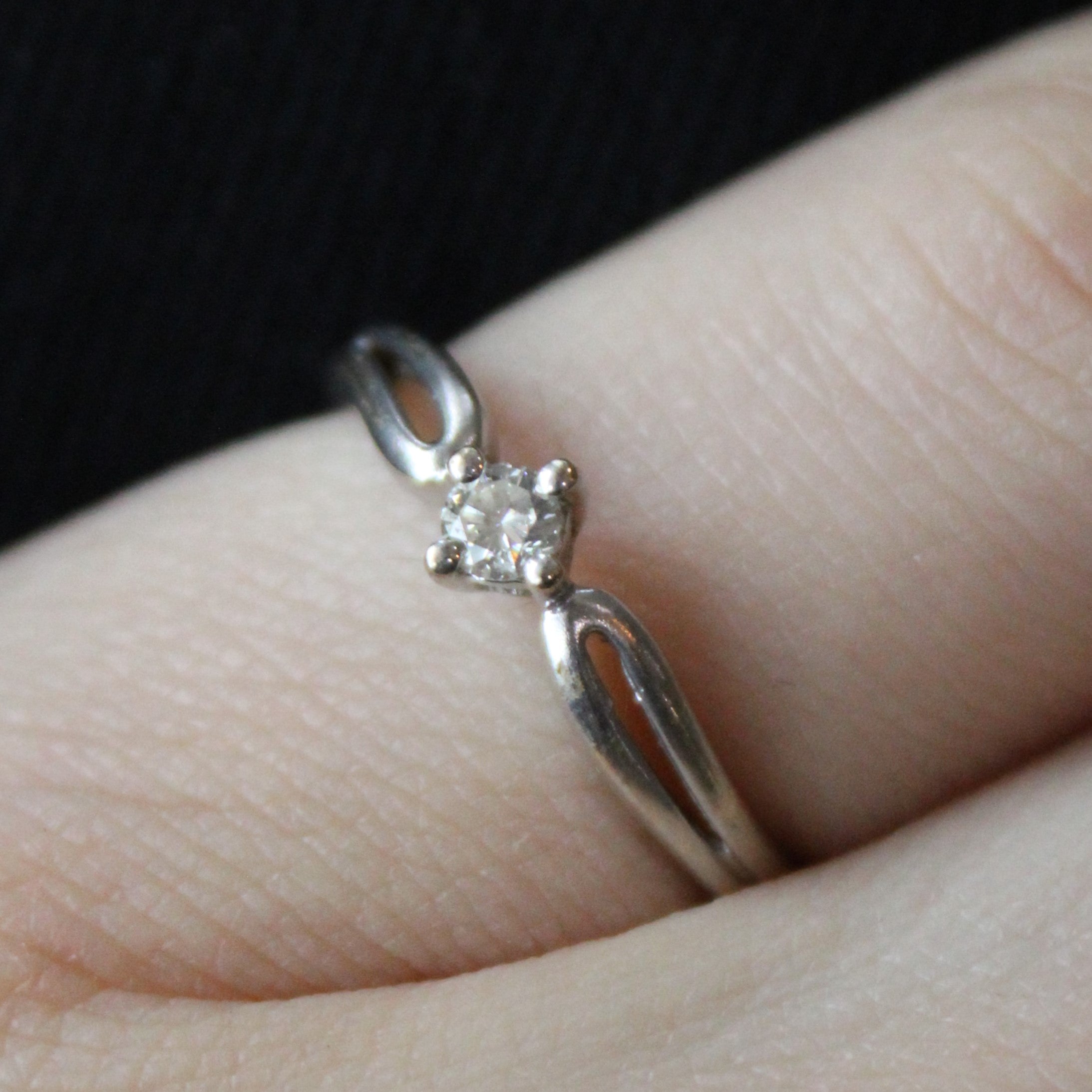 Solitaire Set Diamond Ring | 0.10ct | SZ 6 |