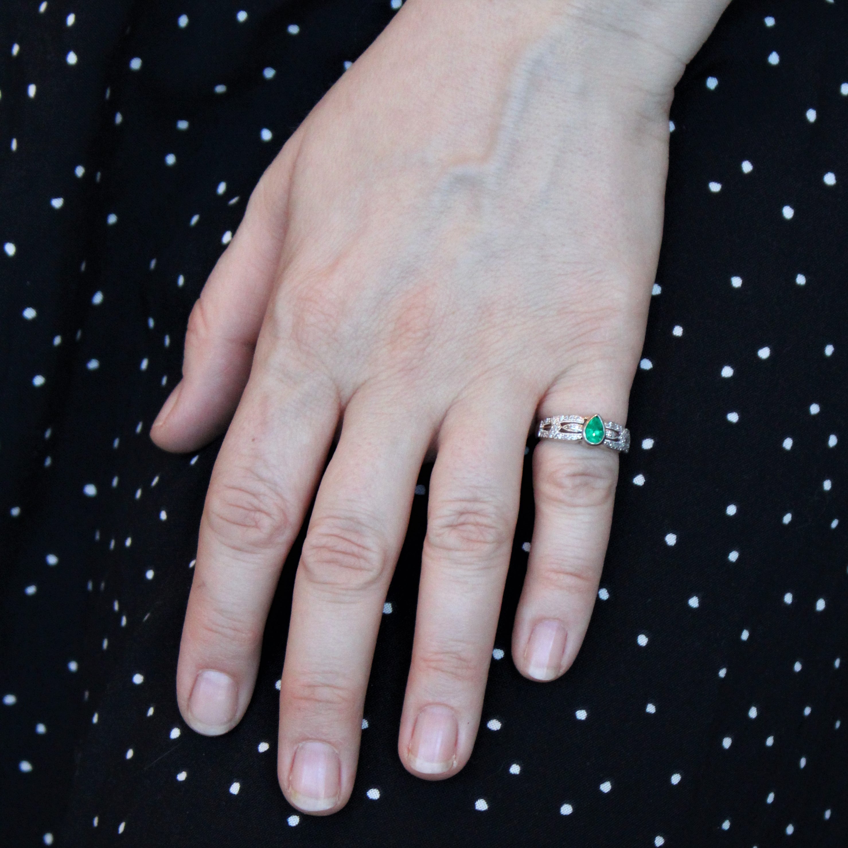 Art Deco Inspired Emerald & Diamond Ring | 0.40ct, 0.12ctw | SZ 4.75 |