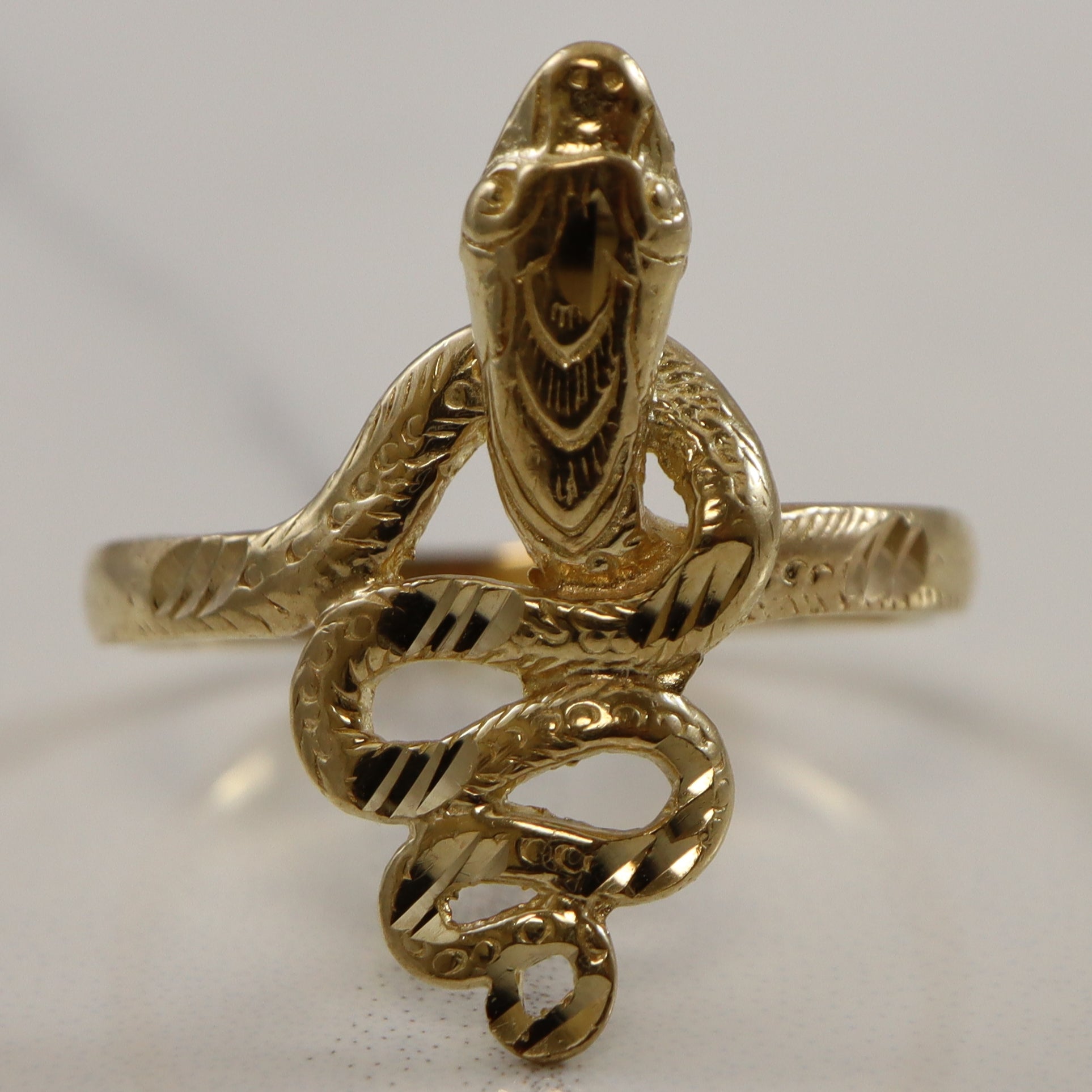 Bague serpent en or jaune | Taille 9 |