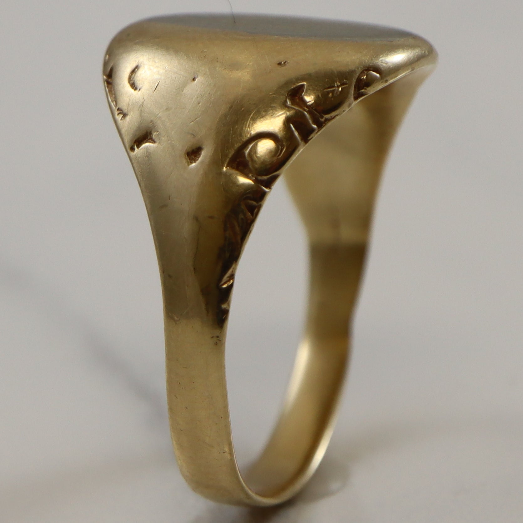 Engraved 'WAM' Signet Ring | SZ 9.75 |