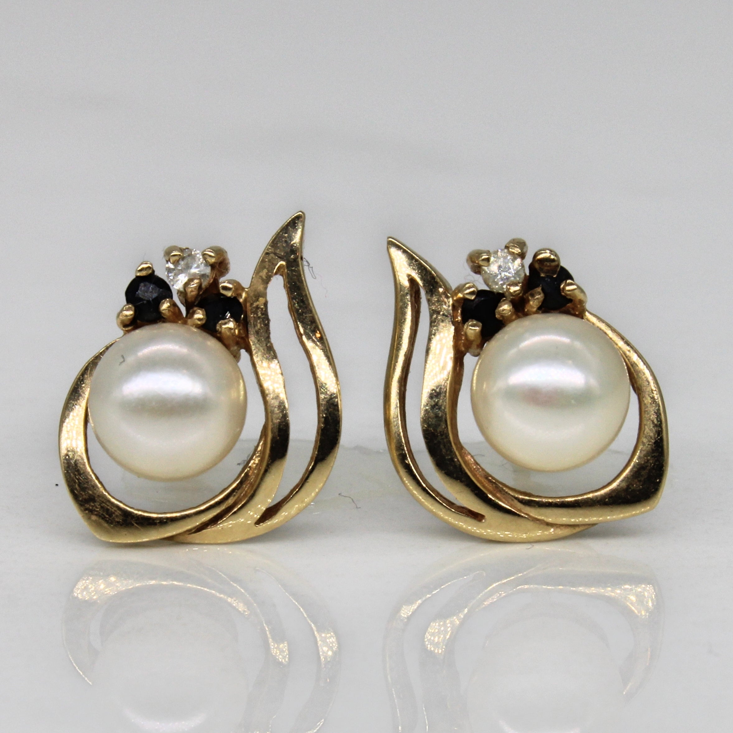 Pearl & Sapphire Stud Earrings | 0.08ctw, 0.03ctw |