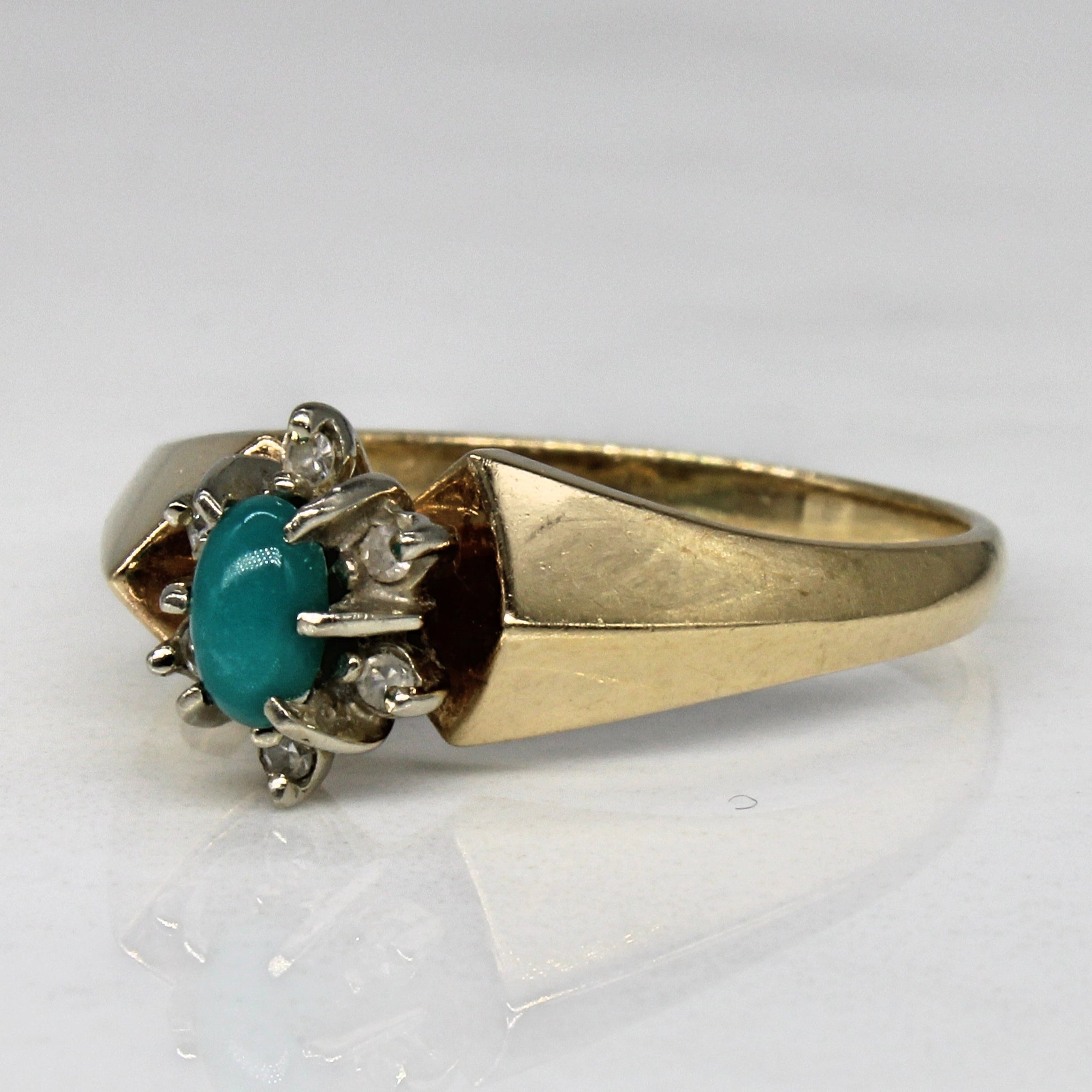 Chrysoprase & Diamond High Set Ring | 0.18ct, 0.06ctw | SZ 7.25 |
