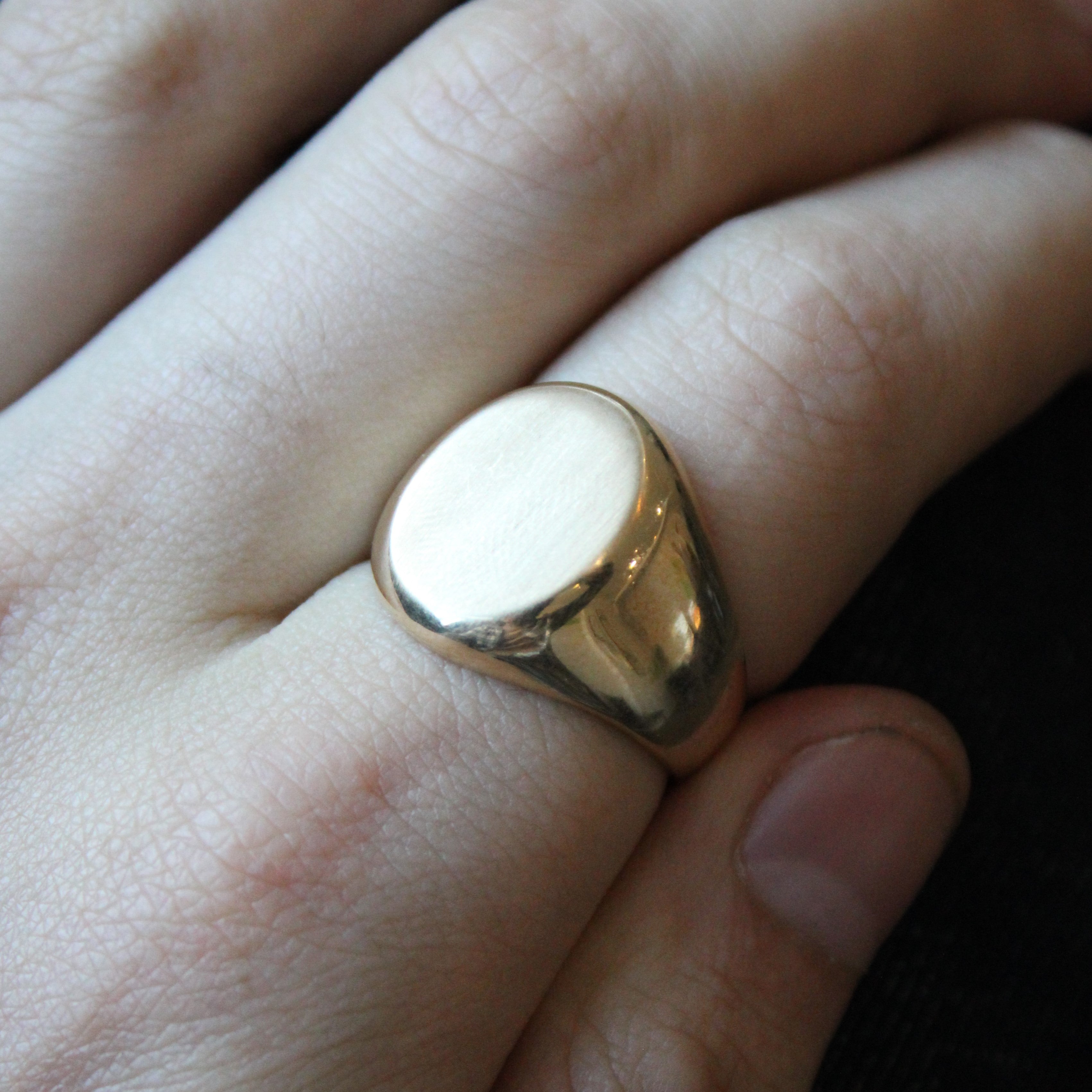 Large Yellow Gold Signet Ring | SZ 10.25 |