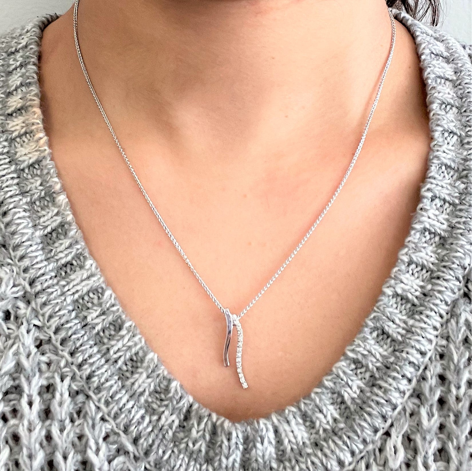 Journey Diamond Necklace | 0.14ctw | 18" |