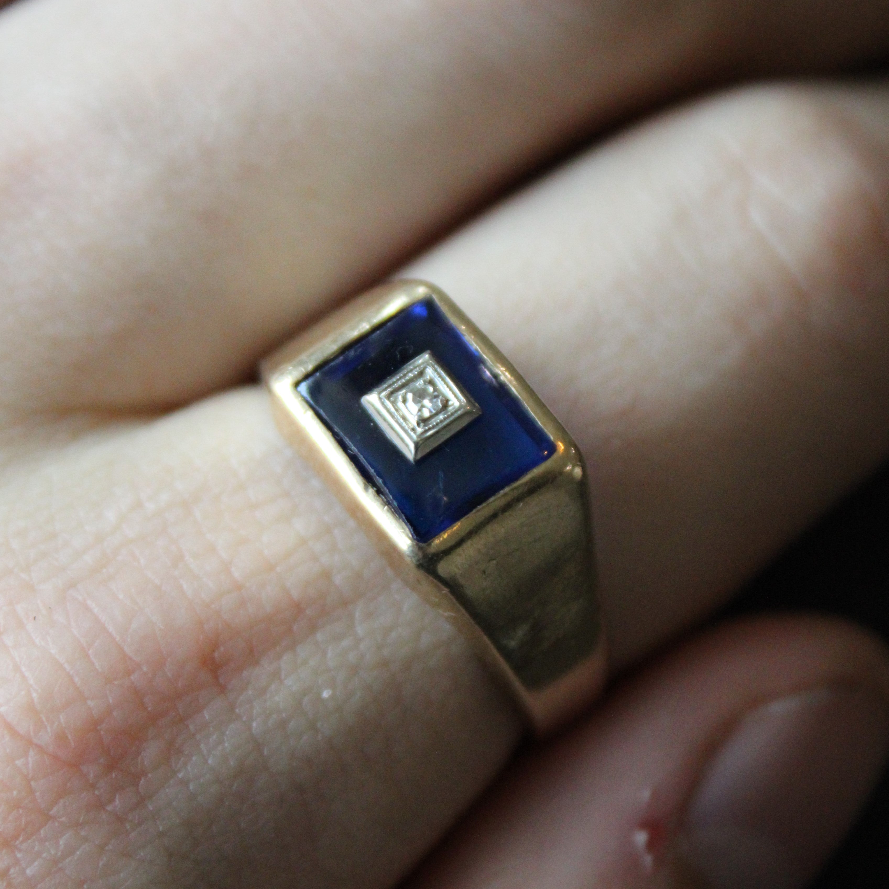 Synthetic Spinel & Diamond Ring | 2.00ct, 0.02ct | SZ 11.25 |