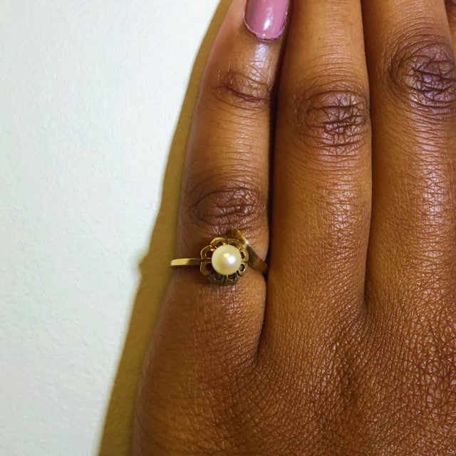 Floral Pearl Bypass Ring | 1.00ct | SZ 6 |