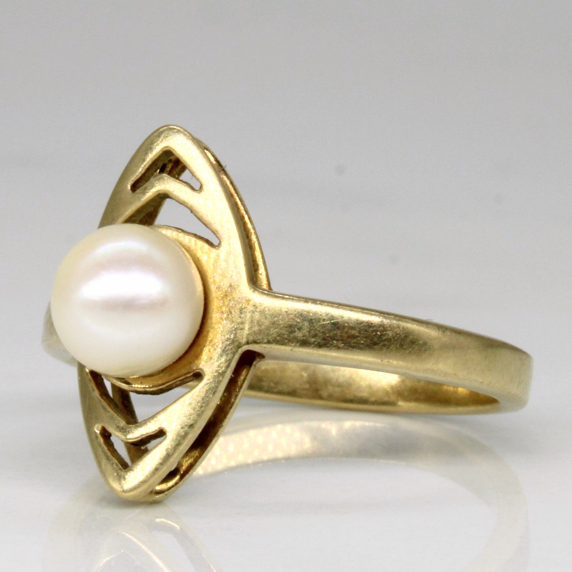 Solitaire Pearl Ring | 5.50mm | SZ 6 |