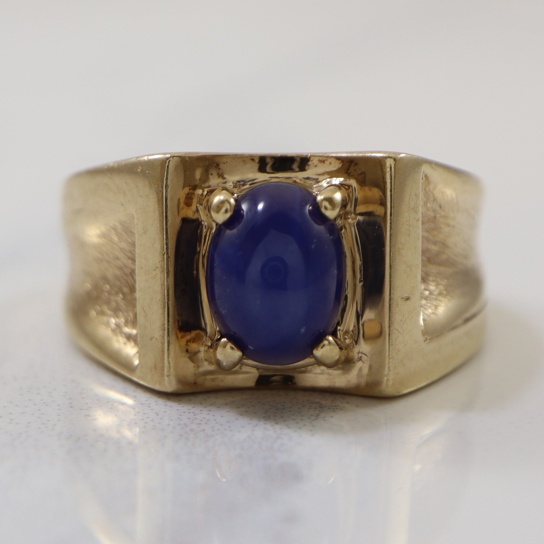 Solitaire Synthetic Star Sapphire Tapered Ring | 1.50ct | SZ 8 |