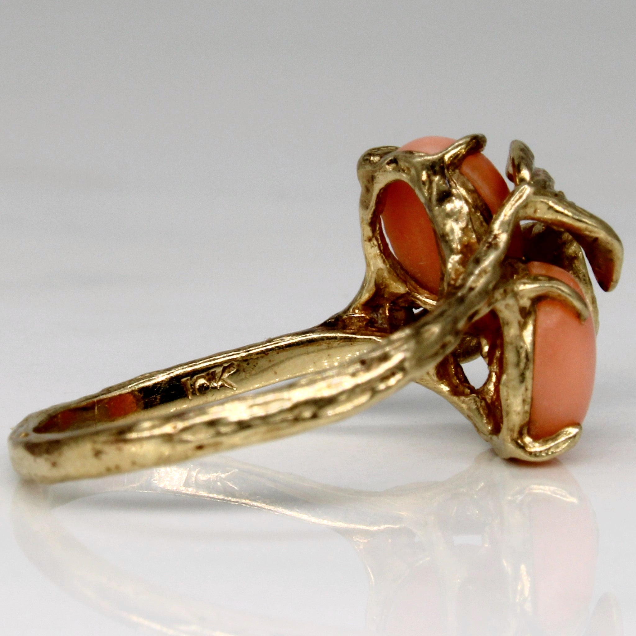 Bague cocktail en corail à motif de feuille | 1,80 ct | Taille 6,5 |