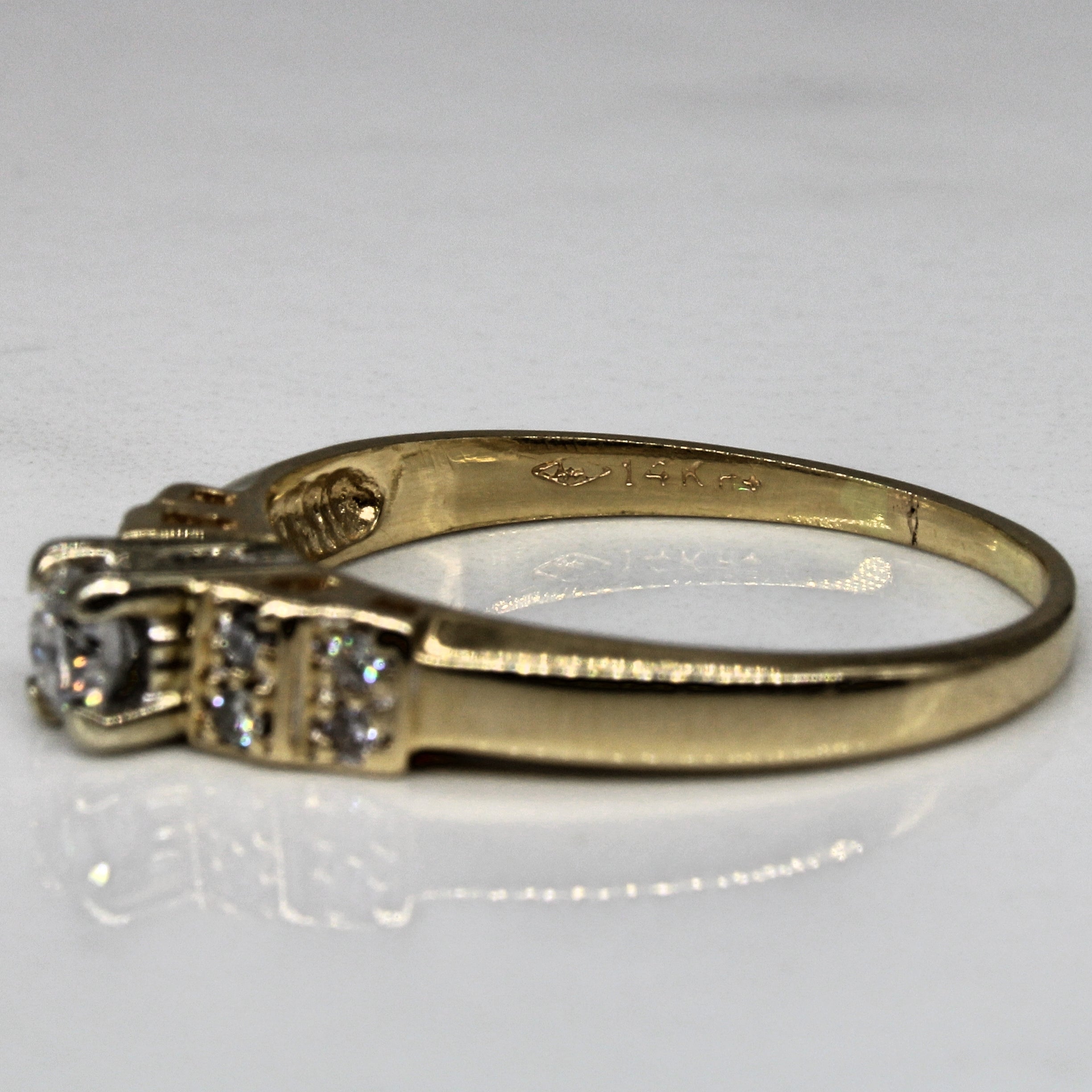 High Set Diamond Ring | 0.28ctw | SZ 8.5 |