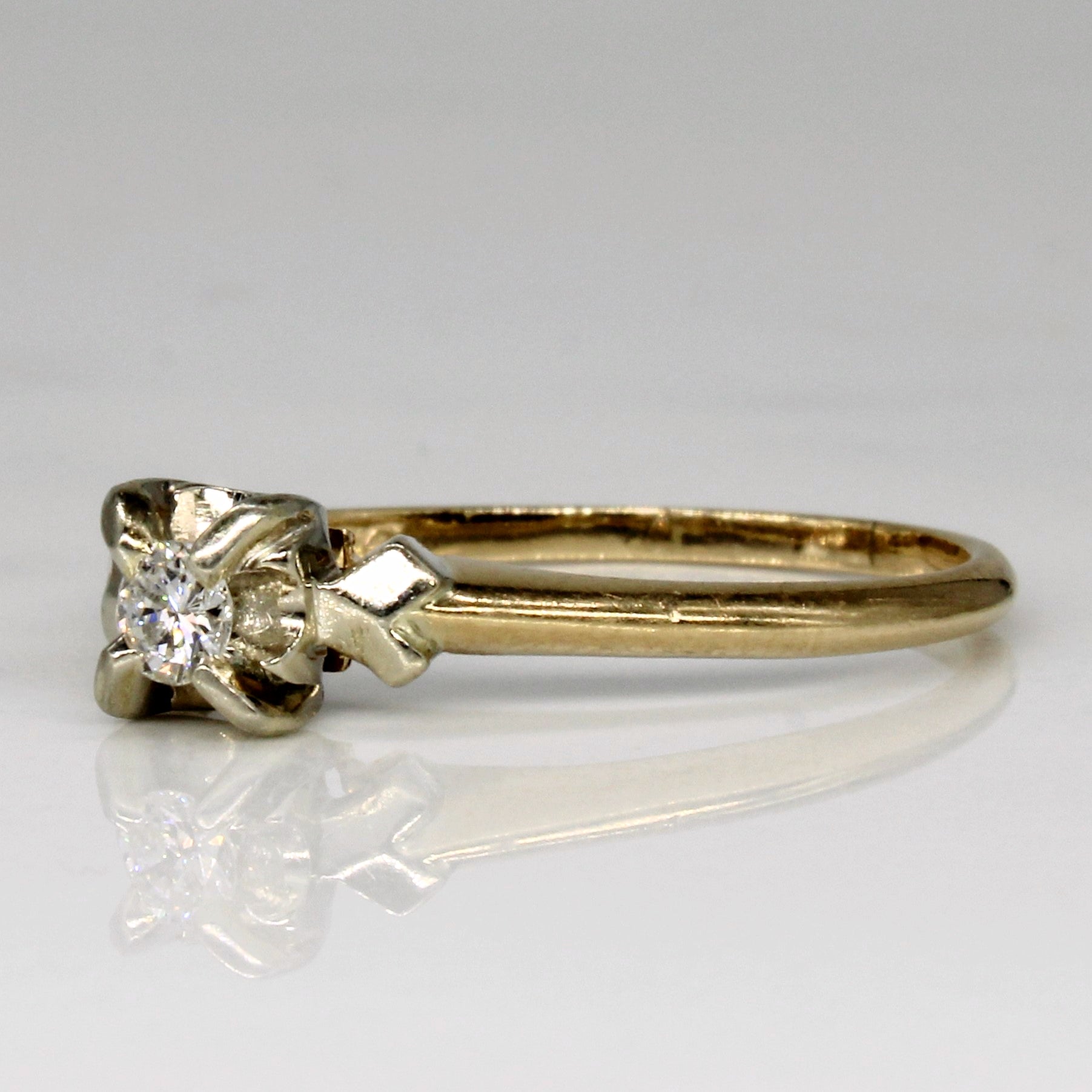 14k Yellow Gold Vintage Diamond Ring | 0.12ct | SZ 8 |