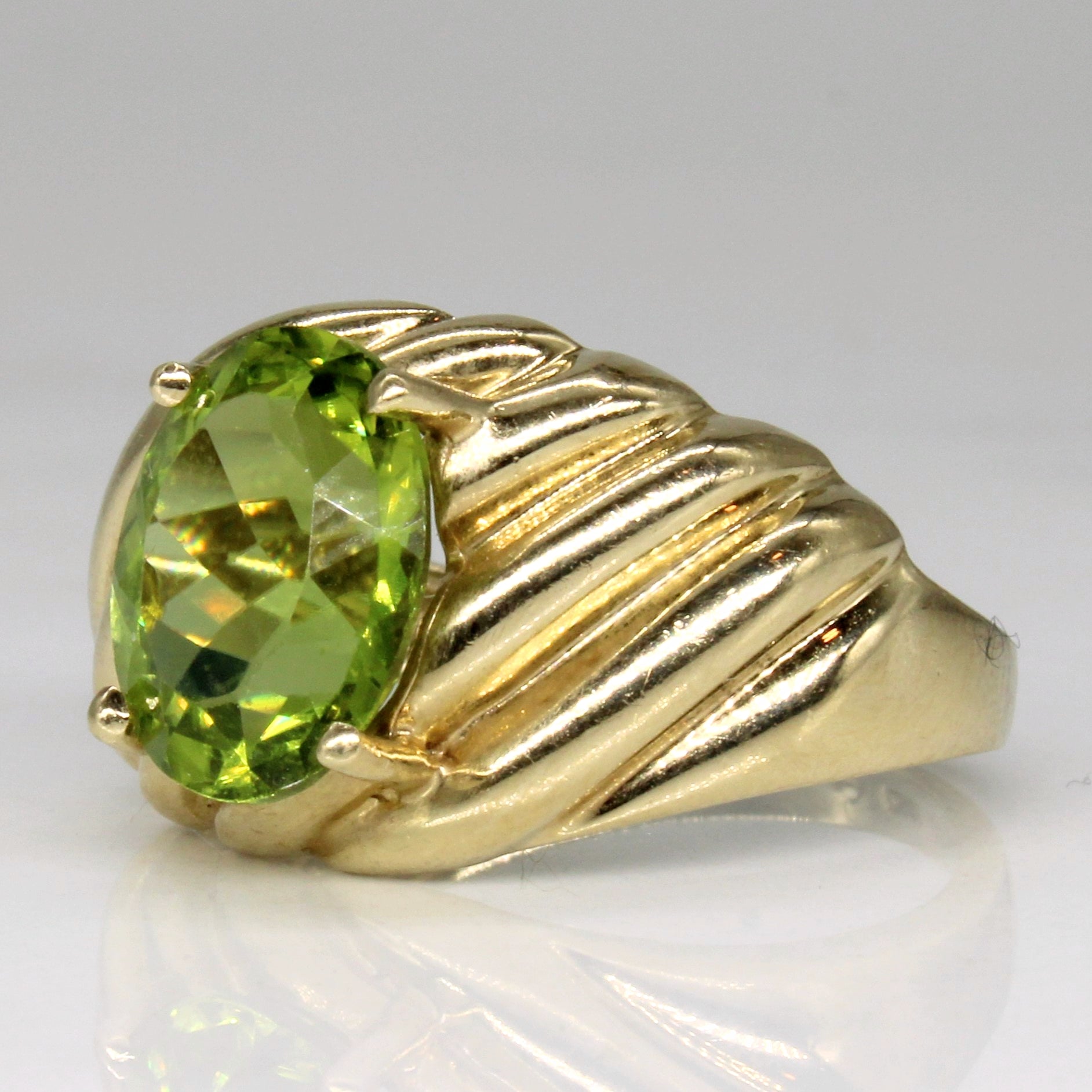 Peridot Cocktail Ring | 2.60ct | SZ 6 |