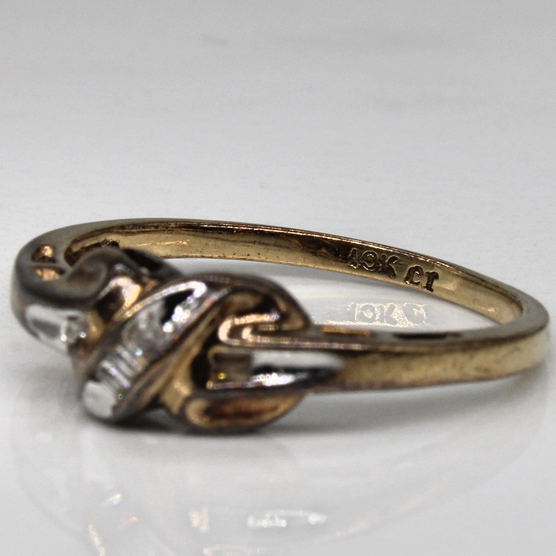 Diamond Love Knot Ring | 0.04ctw | SZ 7.25 |