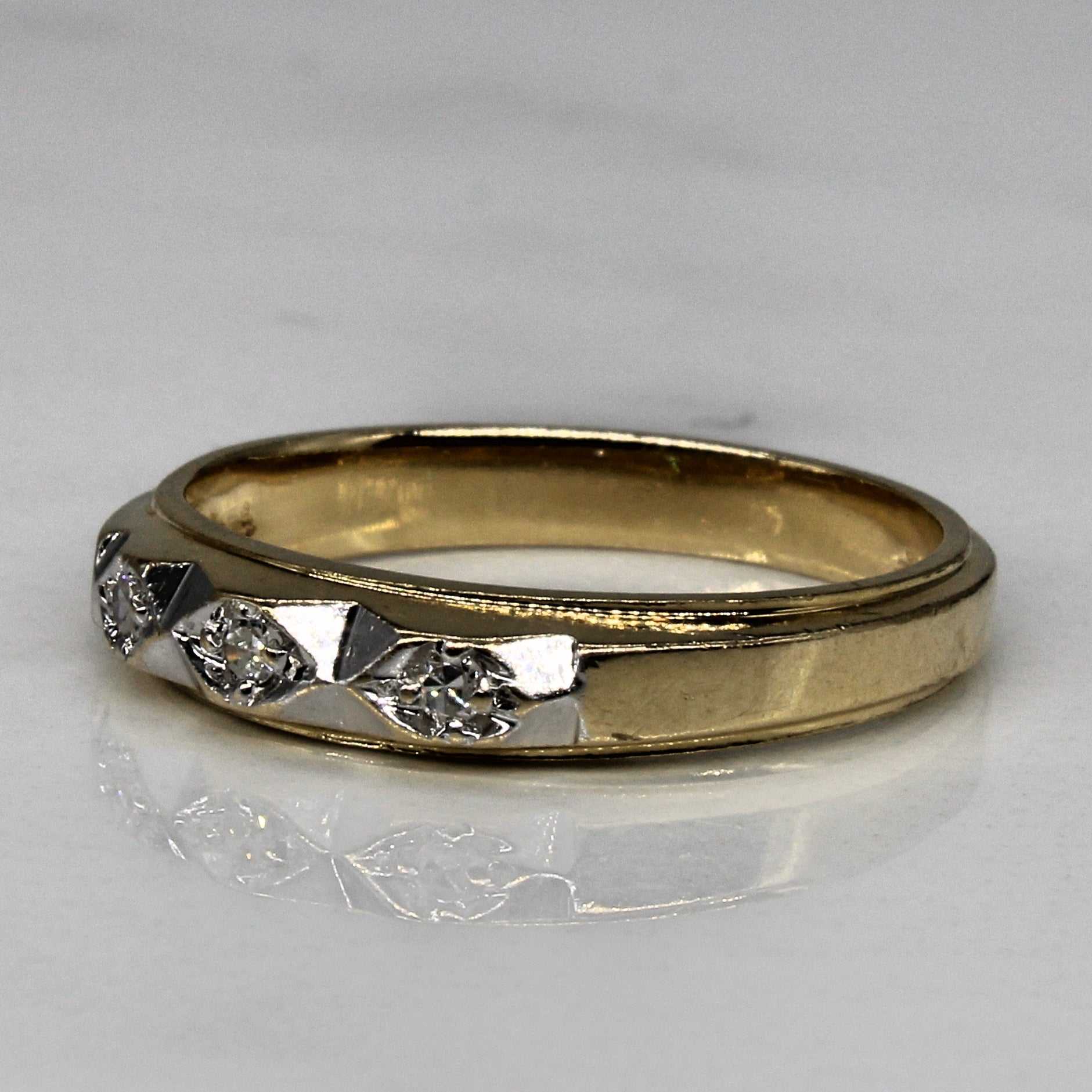 1930s Diamond Three Stone Ring | 0.03ctw | SZ 6 |