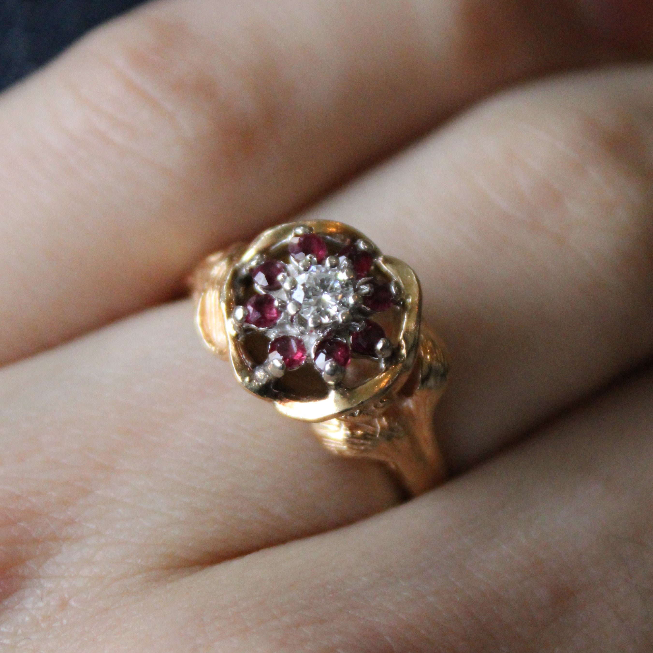 Ruby & Diamond Floral Ring | 0.25ctw, 0.15ct | SZ 7.5 |