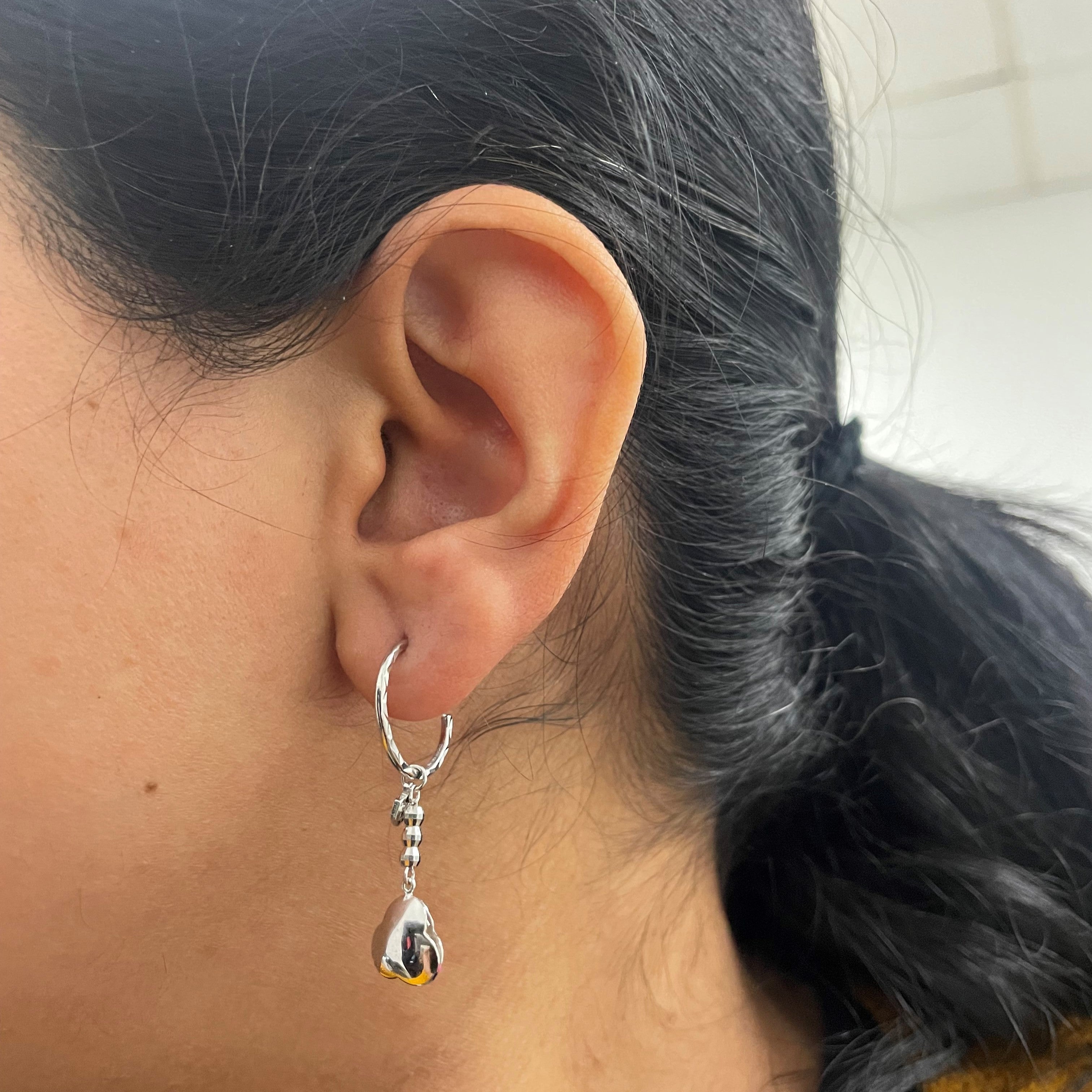 Platinum Love Knot Earrings |