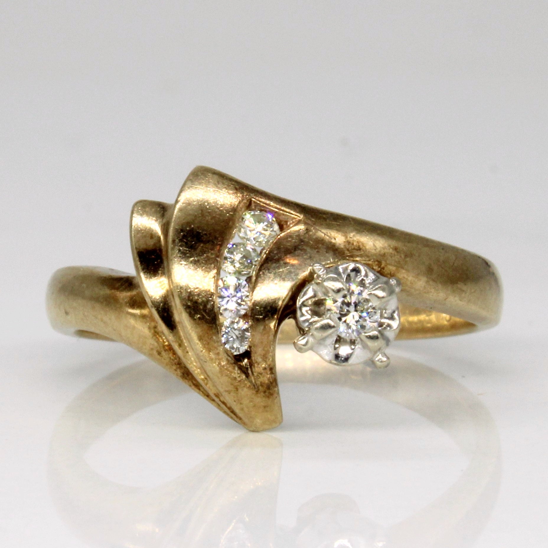 Abstract Diamond Bypass Ring | 0.11ctw | SZ 7.25 |