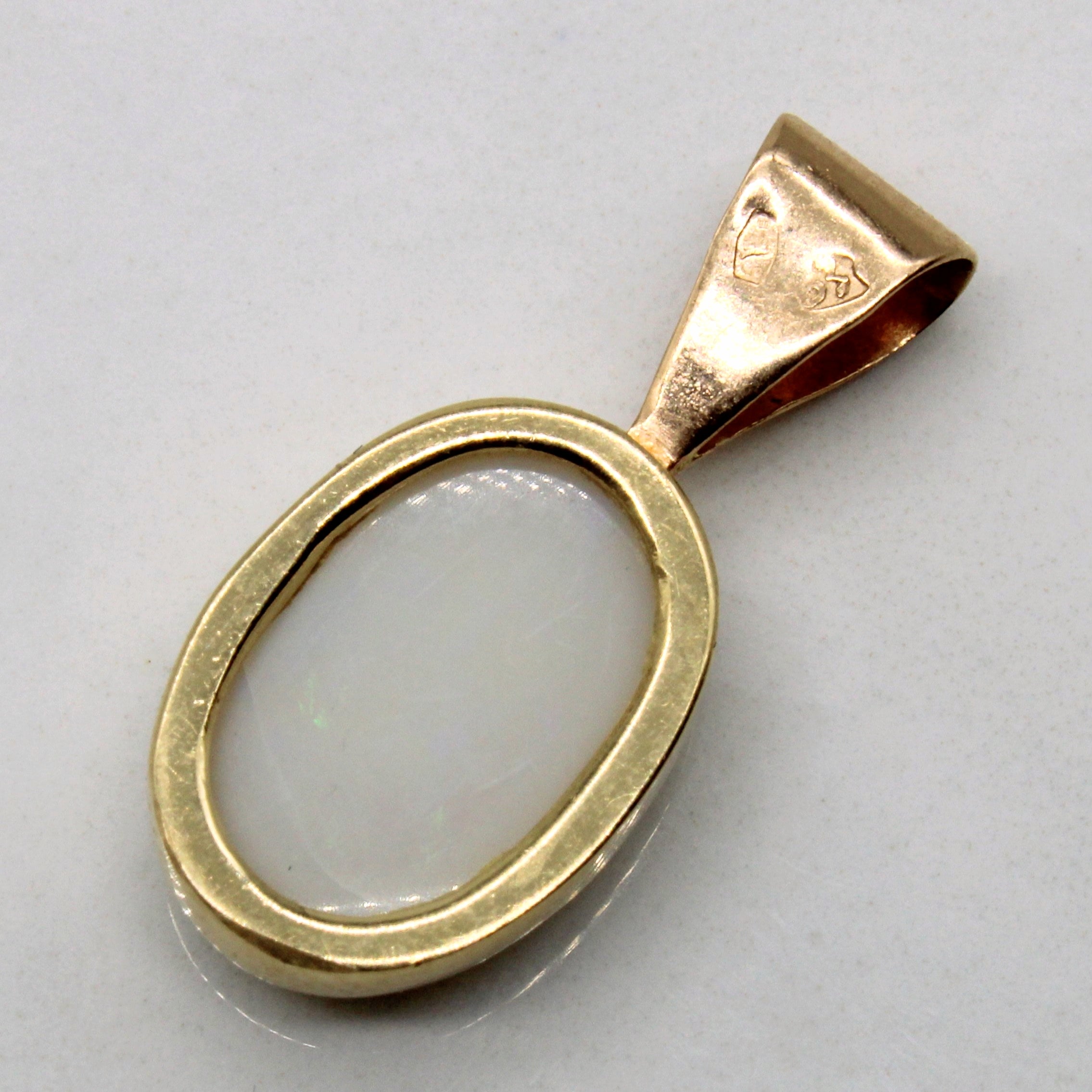 Bezel Set Opal Pendant | 2.30ct |