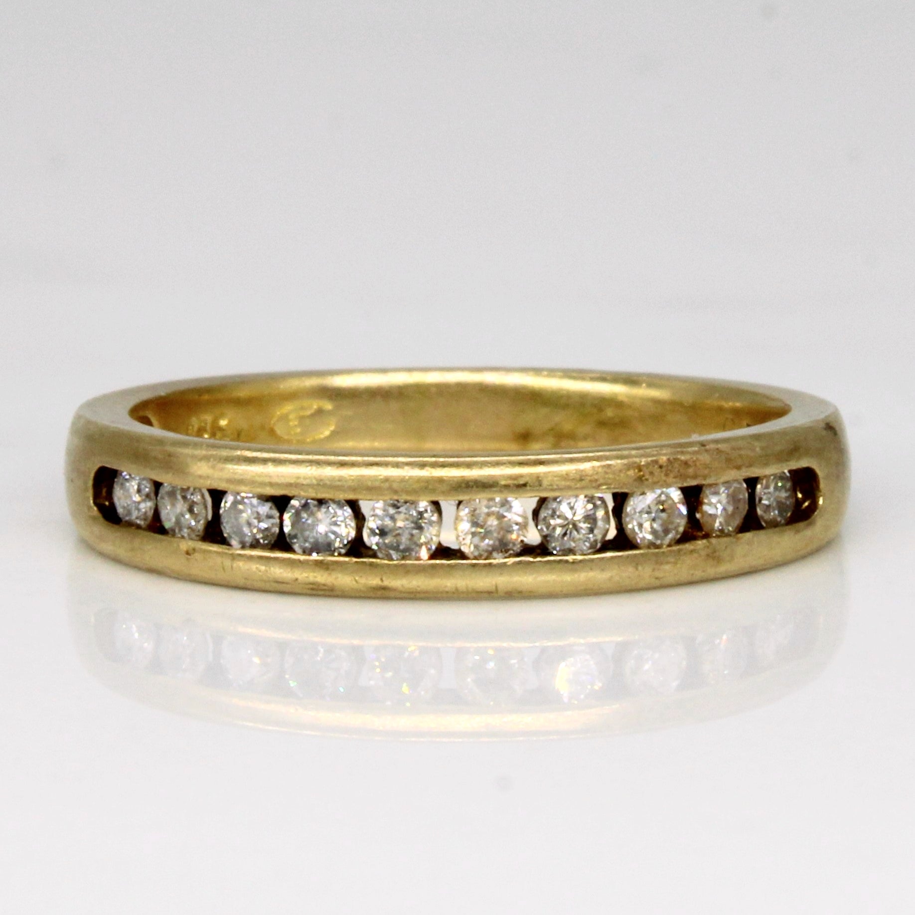 Channel Set Diamond Ring | 0.25ctw | SZ 7.5 |