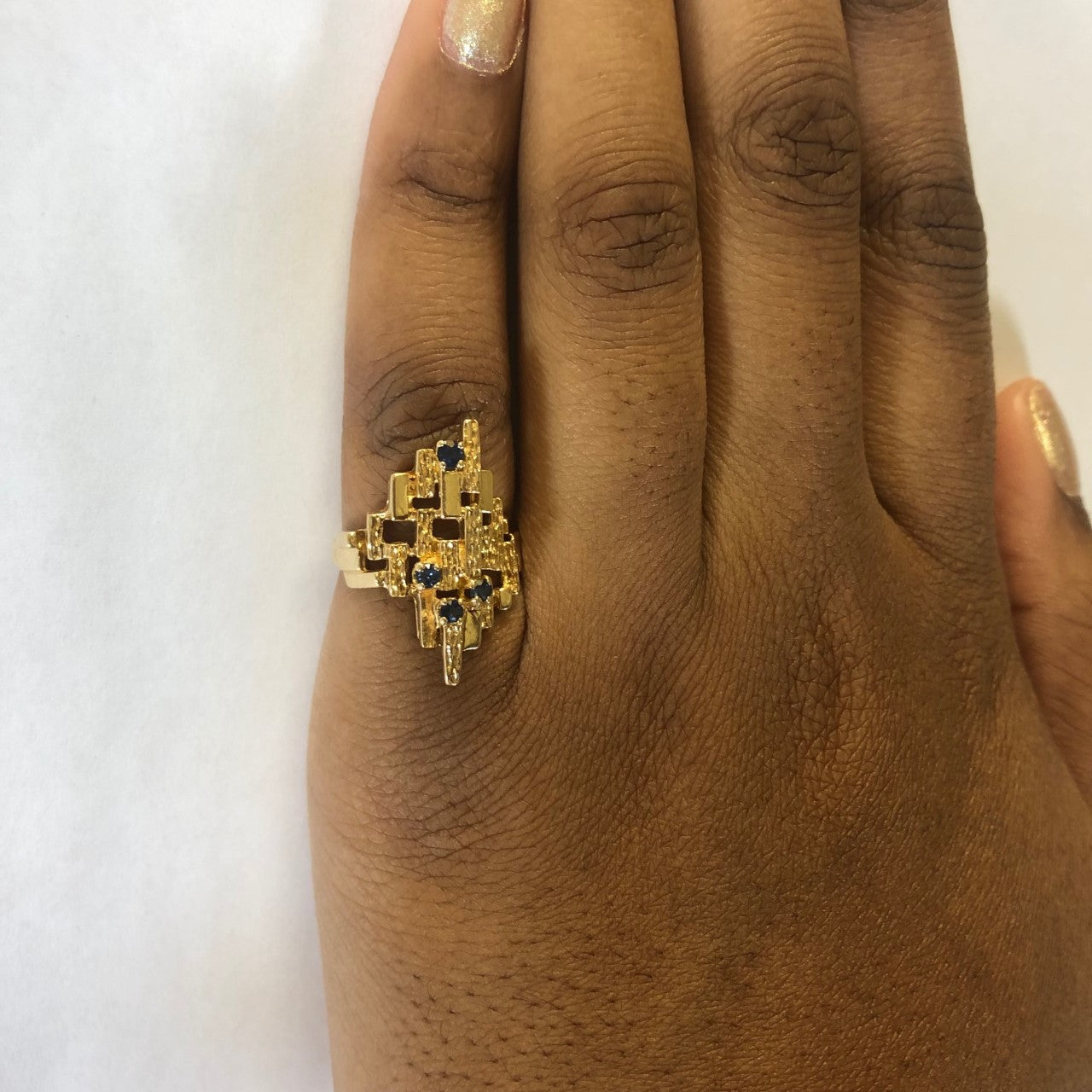 Geometric Blue Sapphire Ring | 0.25ctw | SZ 6 |