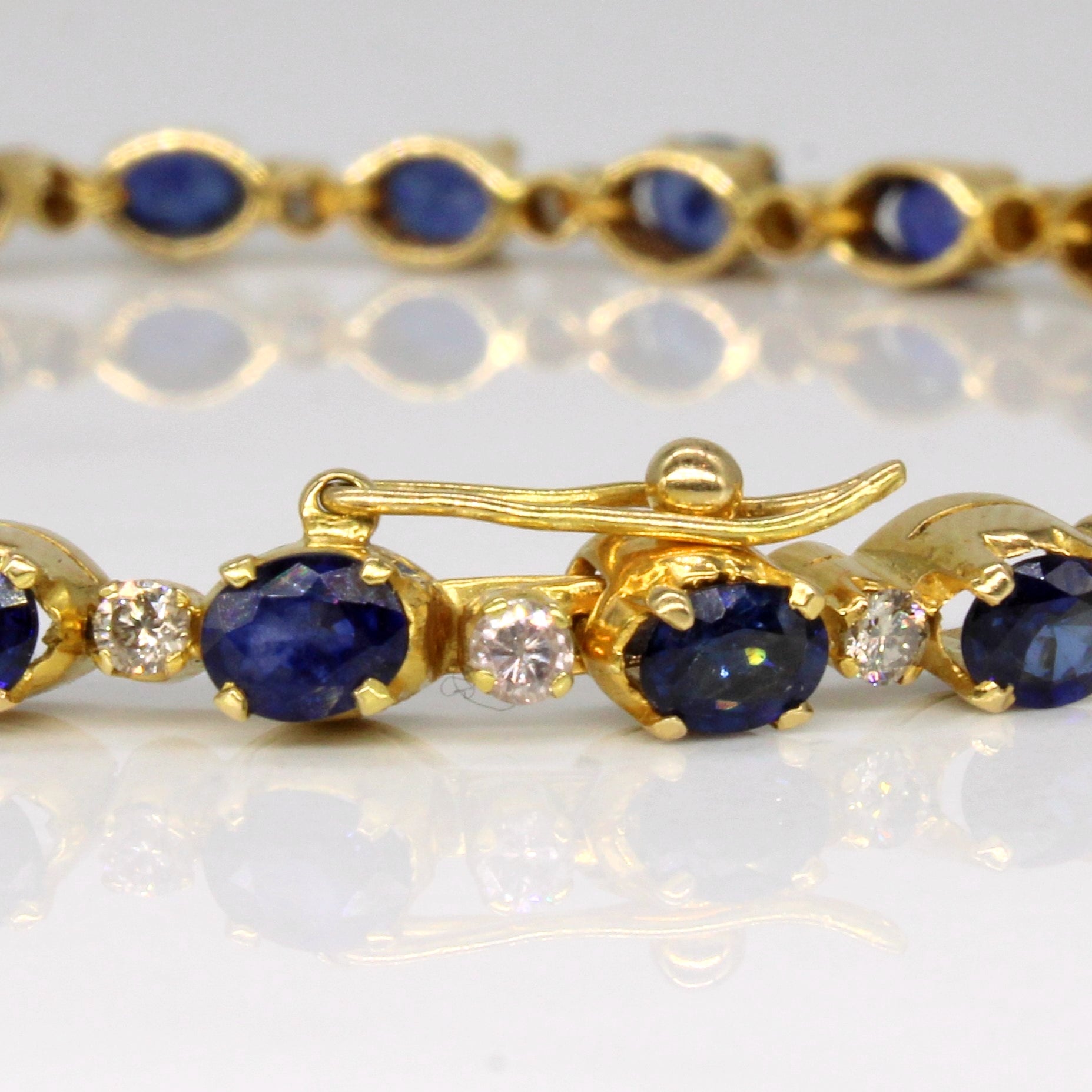 Bracelet tennis saphir et diamants | 4,16 ct, 0,75 ct | 7,5" |
