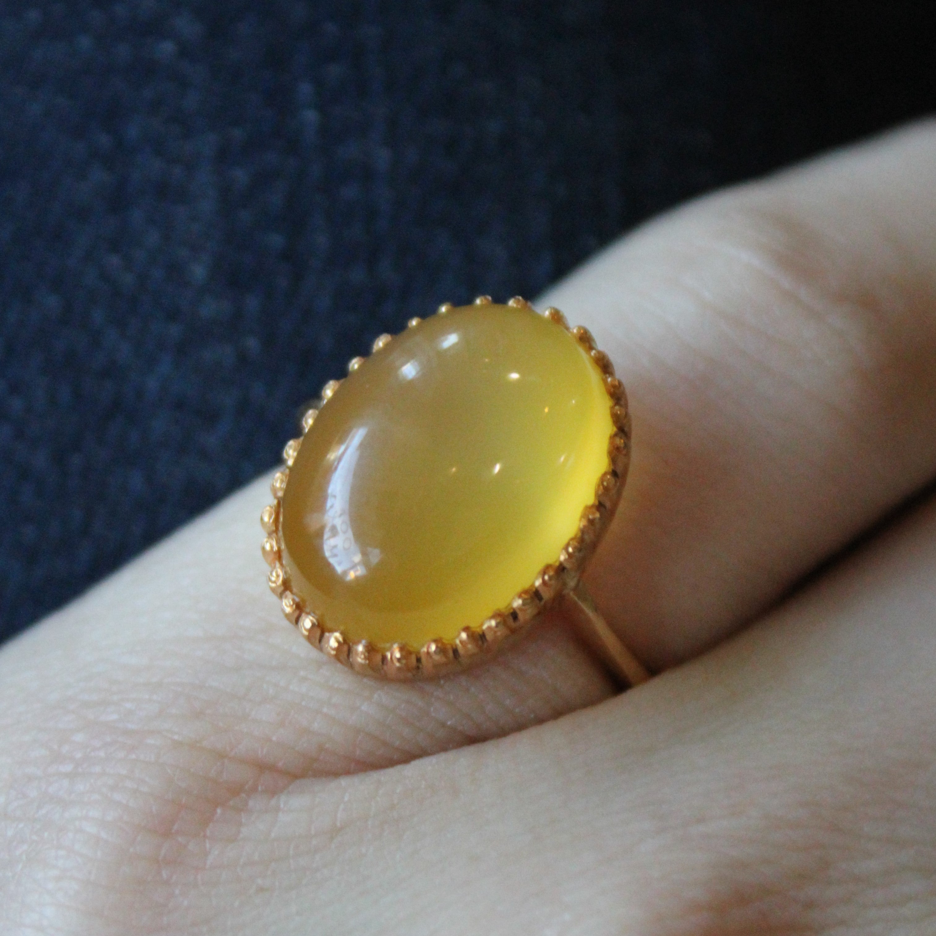 Bague cocktail en calcédoine jaune | 9,75 ct | Taille 6,5 |