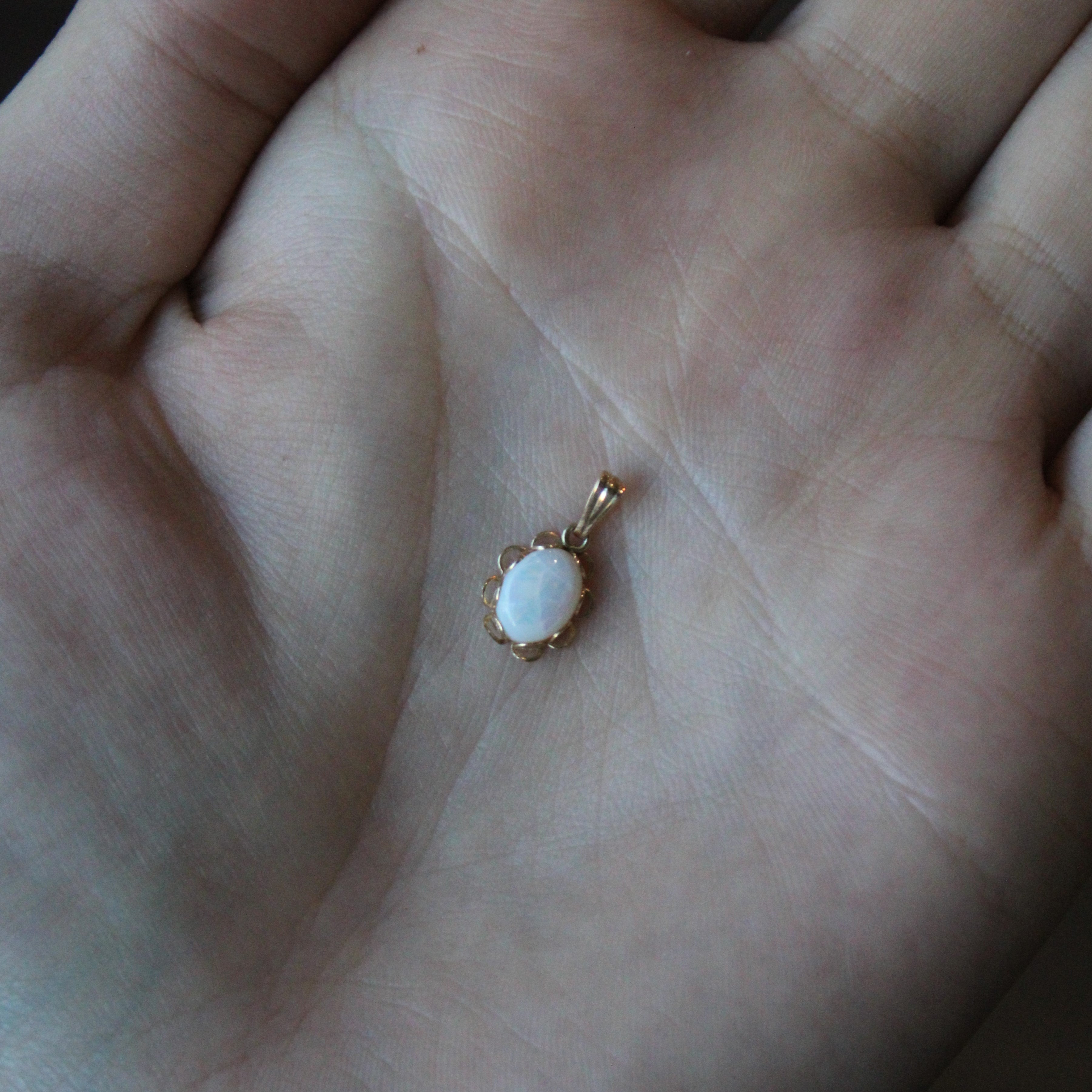Pendentif en opale | 0,70 ct |