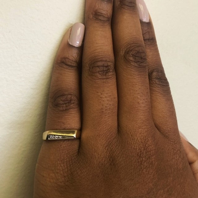 Flat Face Diamond Band | 0.02ctw | SZ 7 |