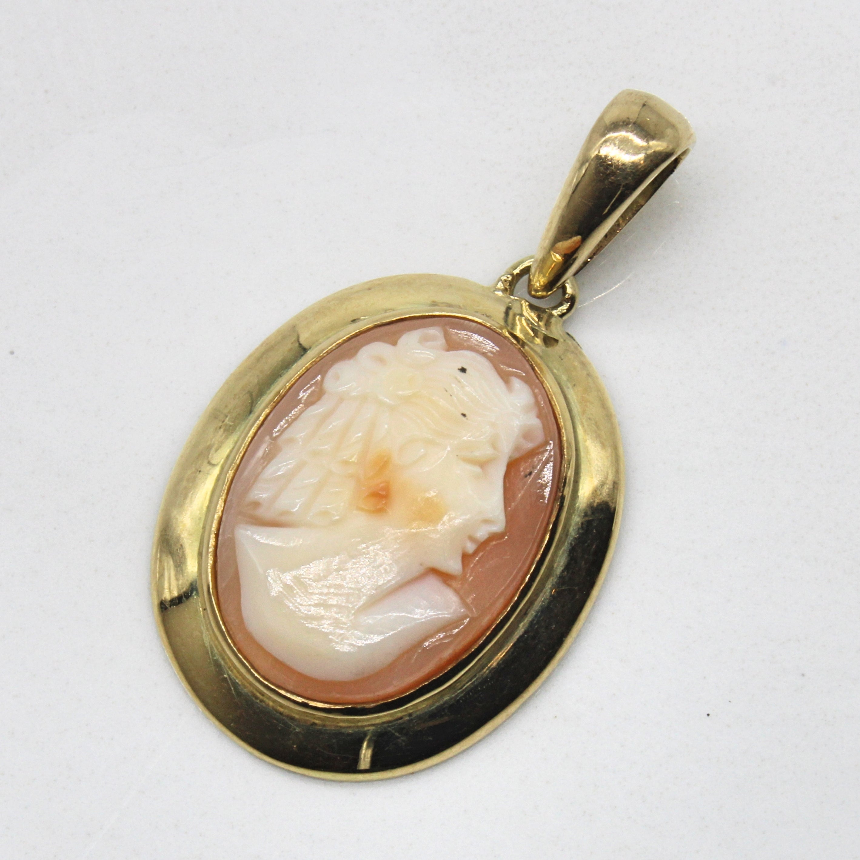 Shell Cameo Pendant | 3.00ct |