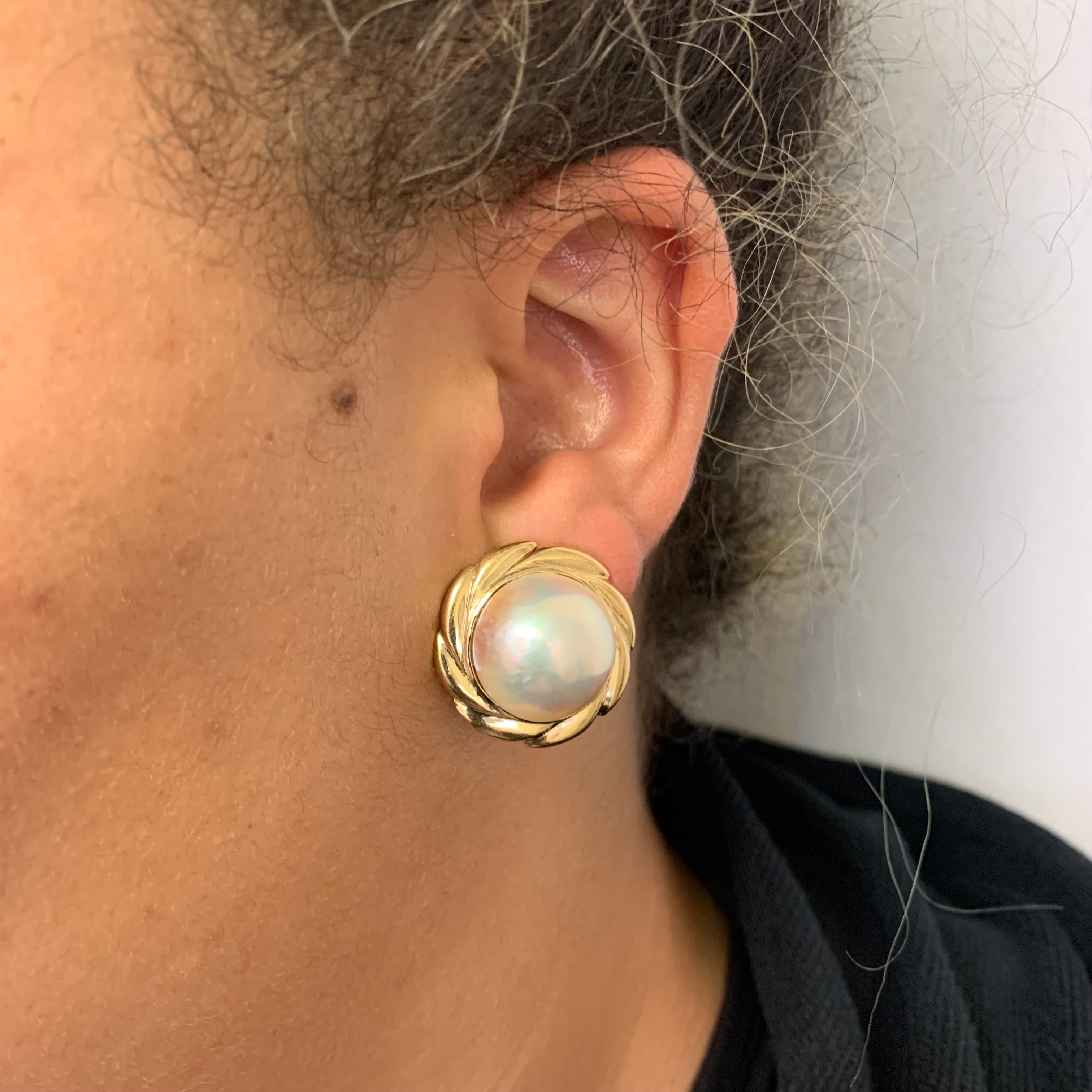 Mabe Pearl Earrings | 36.00ctw |