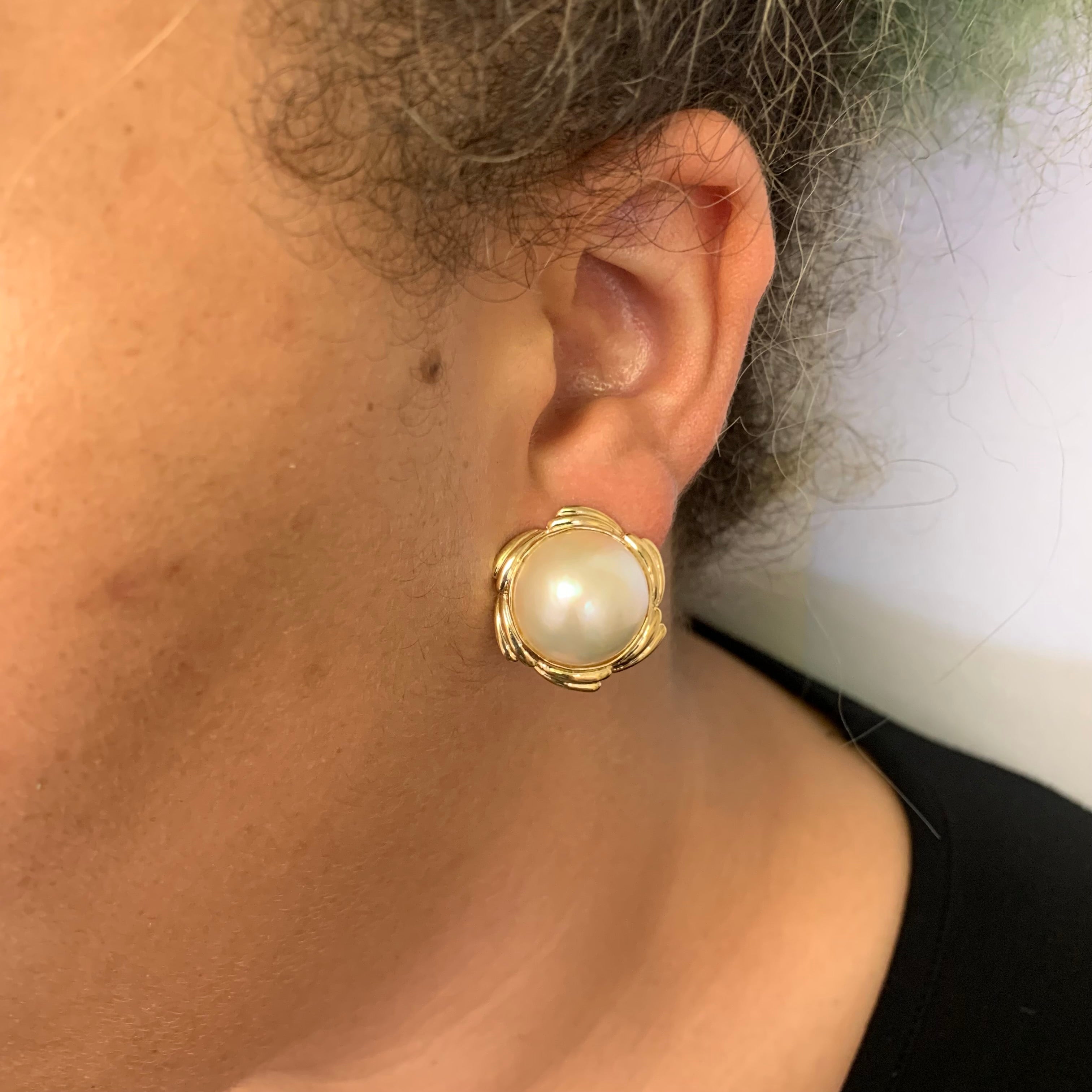 Mabe Pearl Stud Earrings | 36.00ctw |