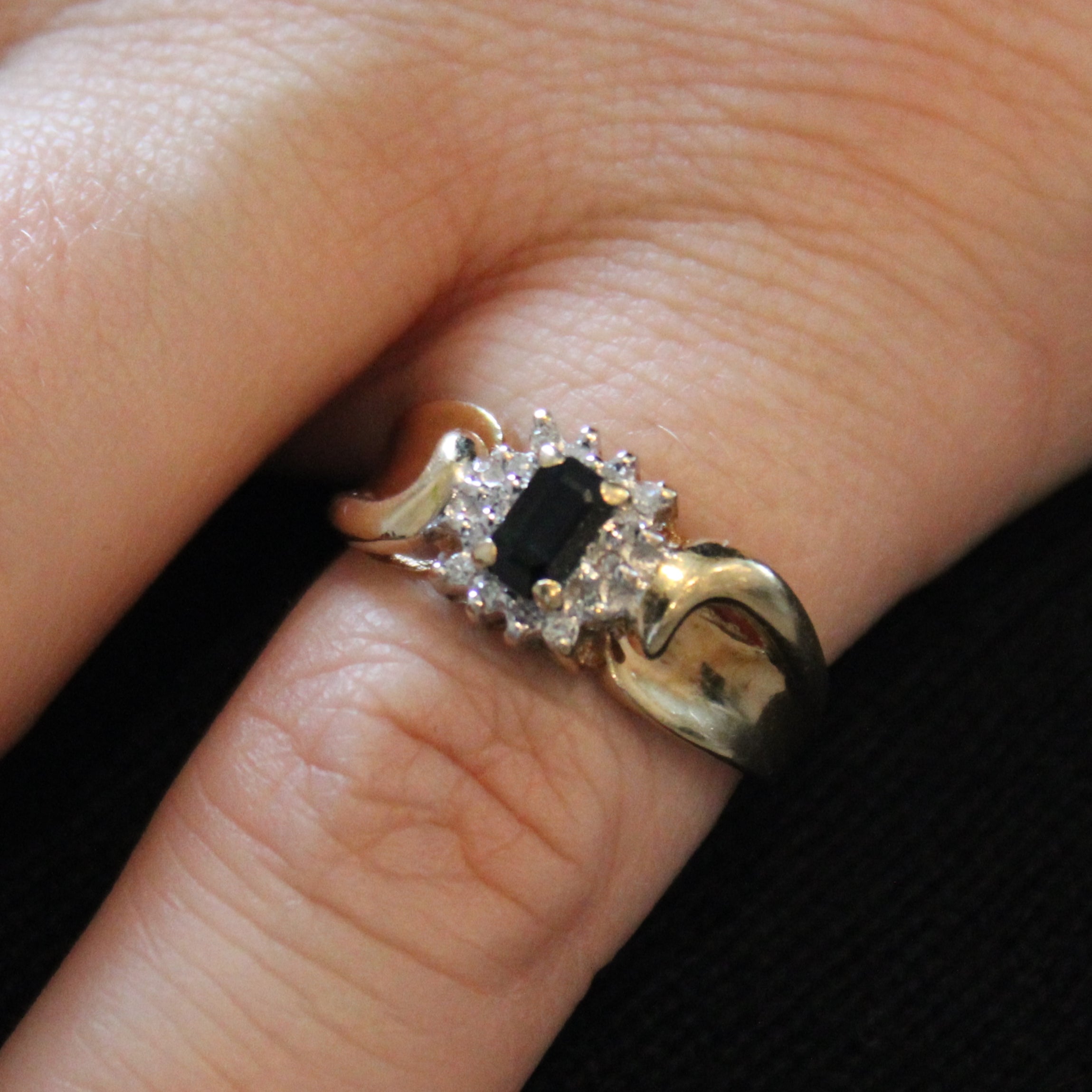 Sapphire & Diamond Ring | 0.35ct, 0.07ctw | SZ 6 |