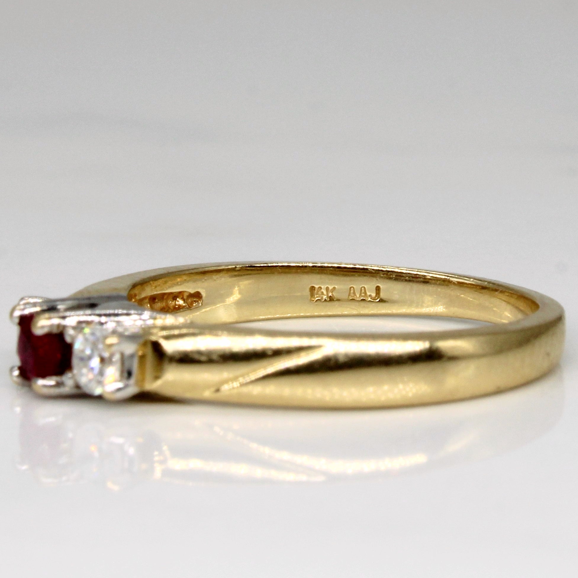 Diamond & Synthetic Ruby Ring | 0.13ctw, 0.09ct | SZ 6.75 |