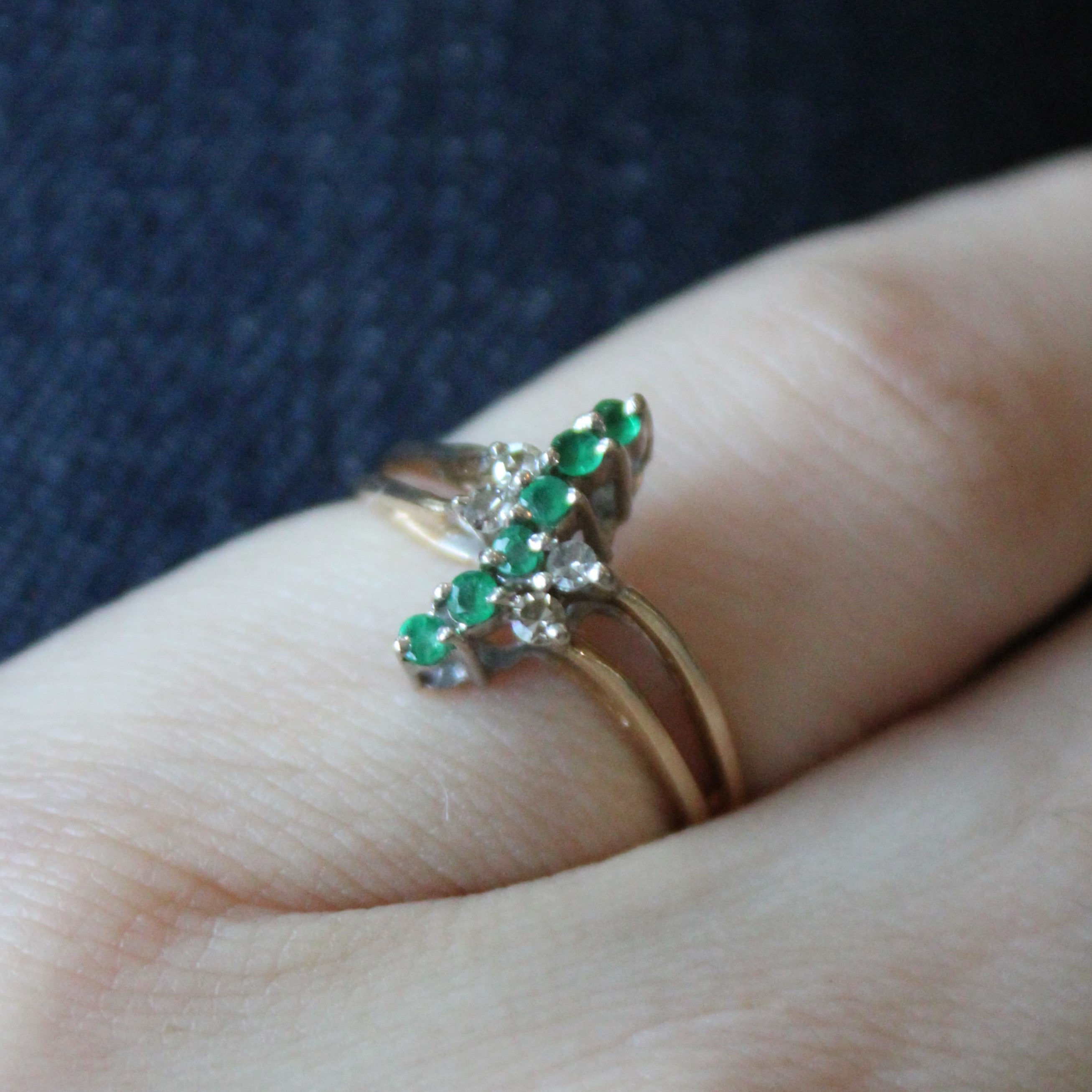Emerald & Diamond Bypass Ring | 0.12ctw | SZ 6 |