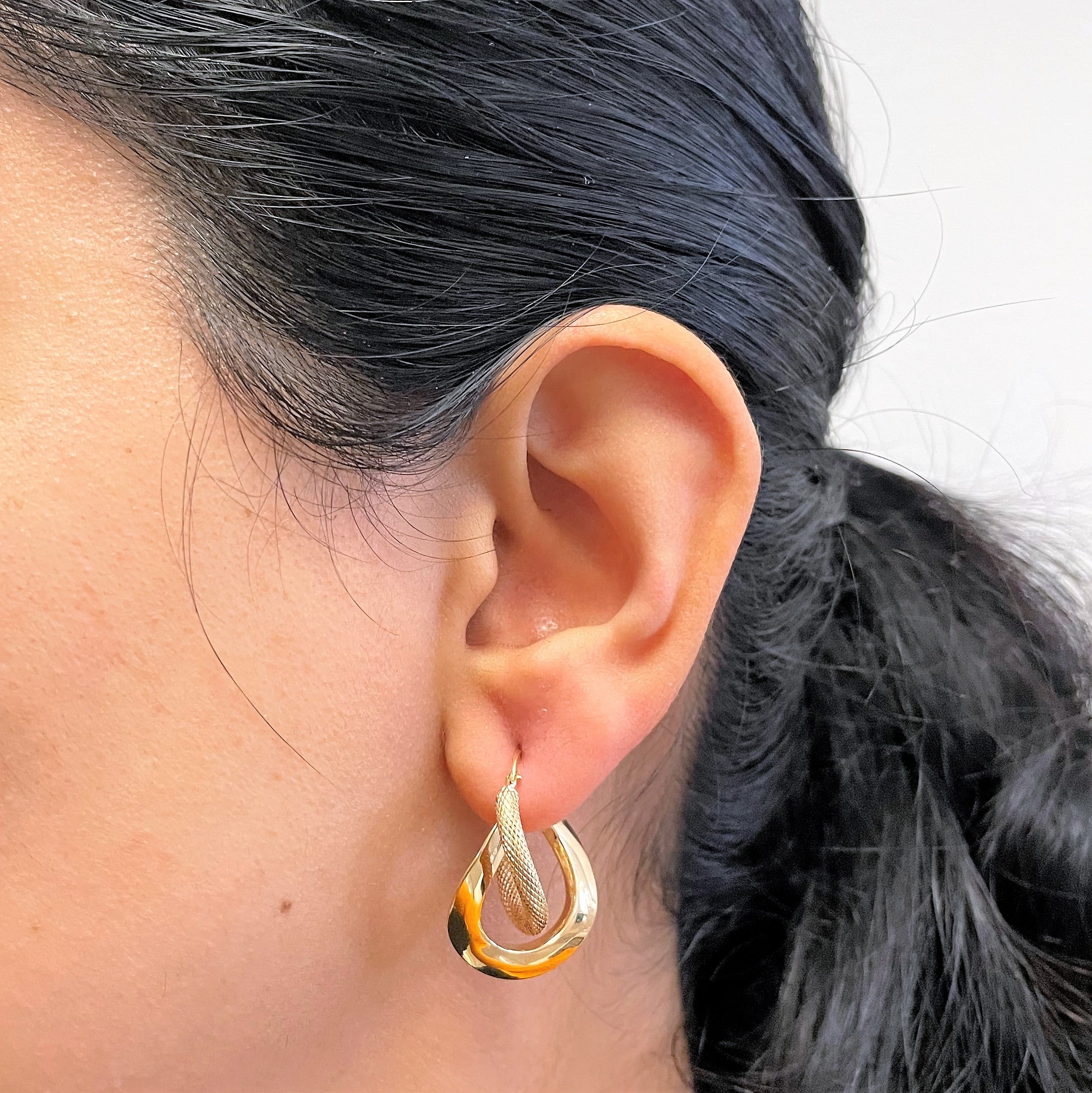 Patterned Gold Twist Earrings |