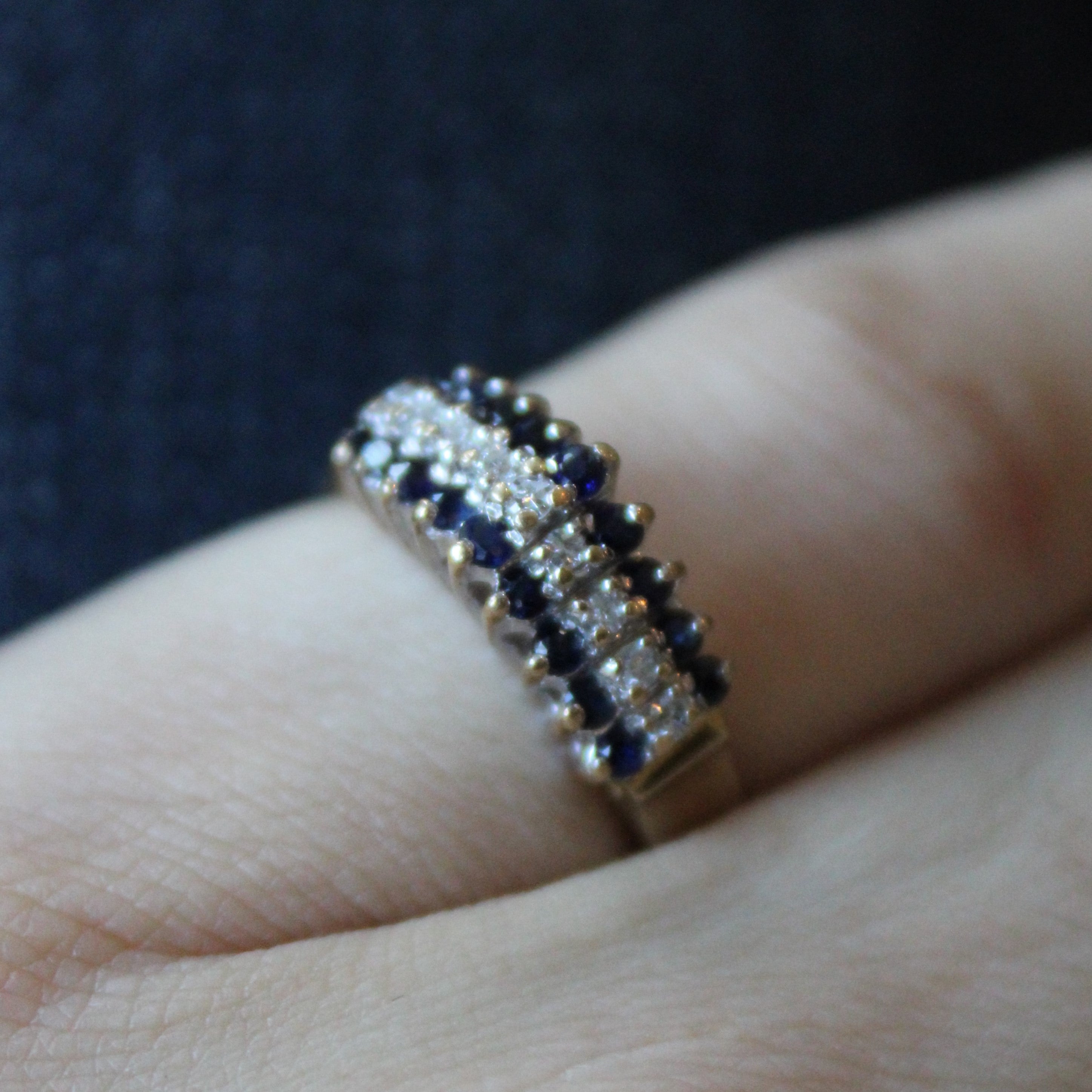 Bague saphir pointu et diamants | 0,27 ct, 0,09 ct | Taille 5,25 |