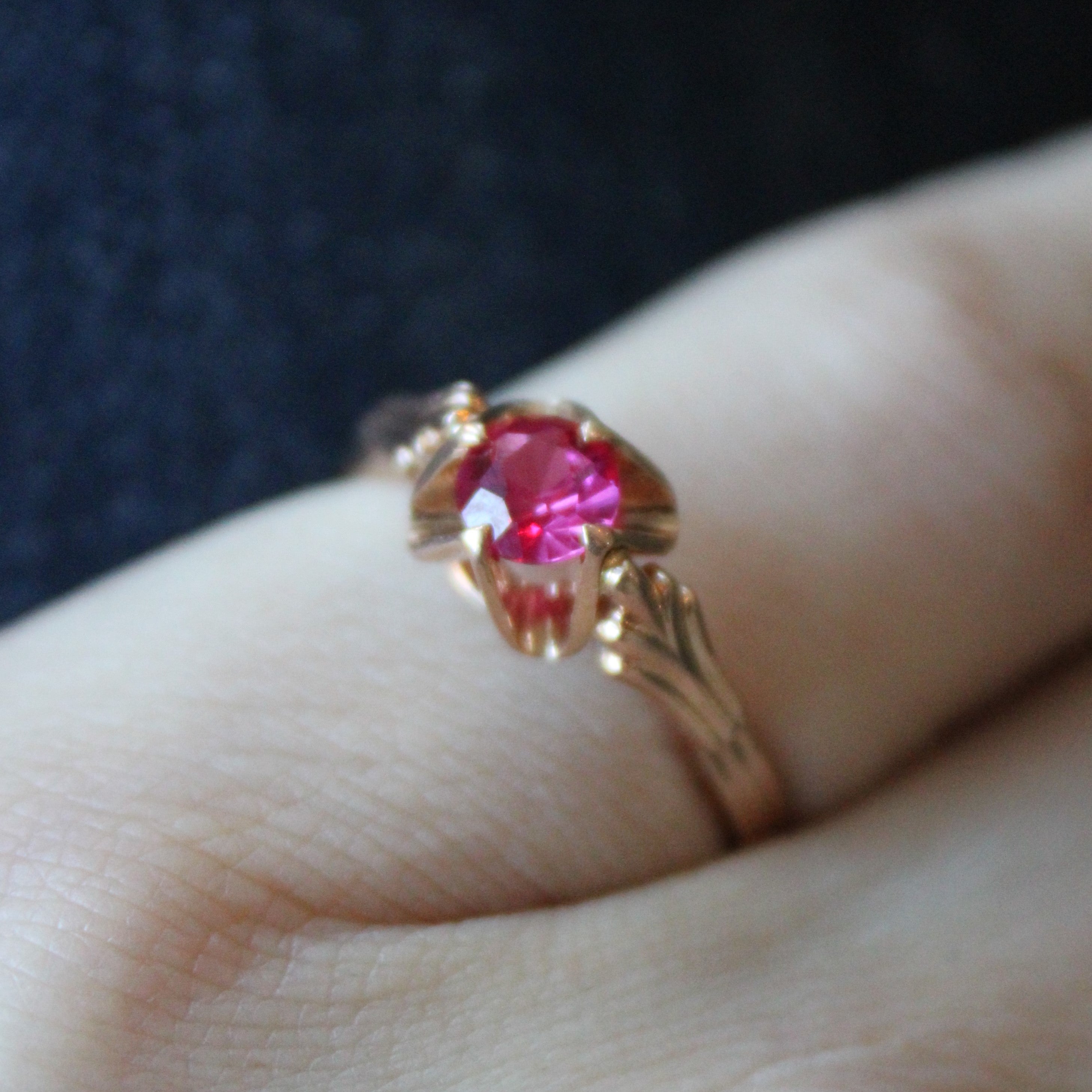 1978 Soviet Hallmarked Azerbaijani Synthetic Ruby High Set Ring | 0.53ct | SZ 6.5 |