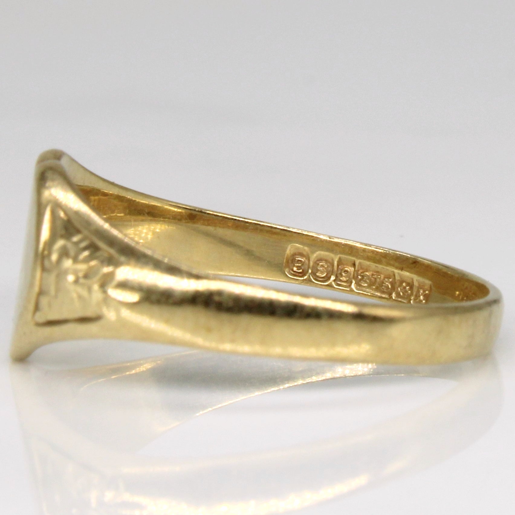 1970s Gold Heart Signet Ring | SZ 7.5 |