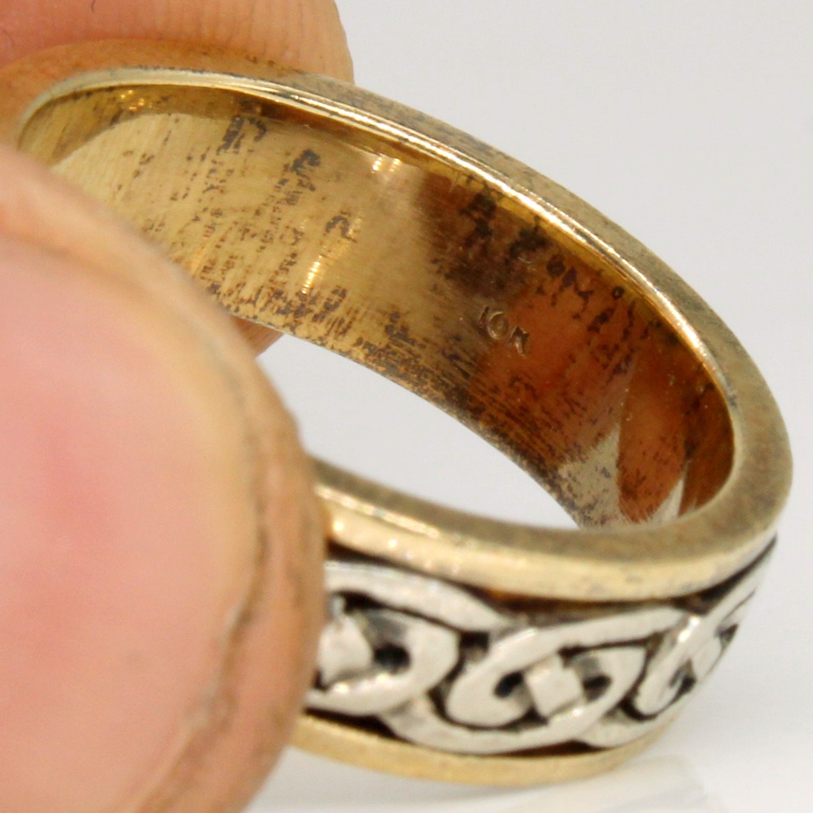 Two Tone Celtic Knot Band | SZ 7.5 |