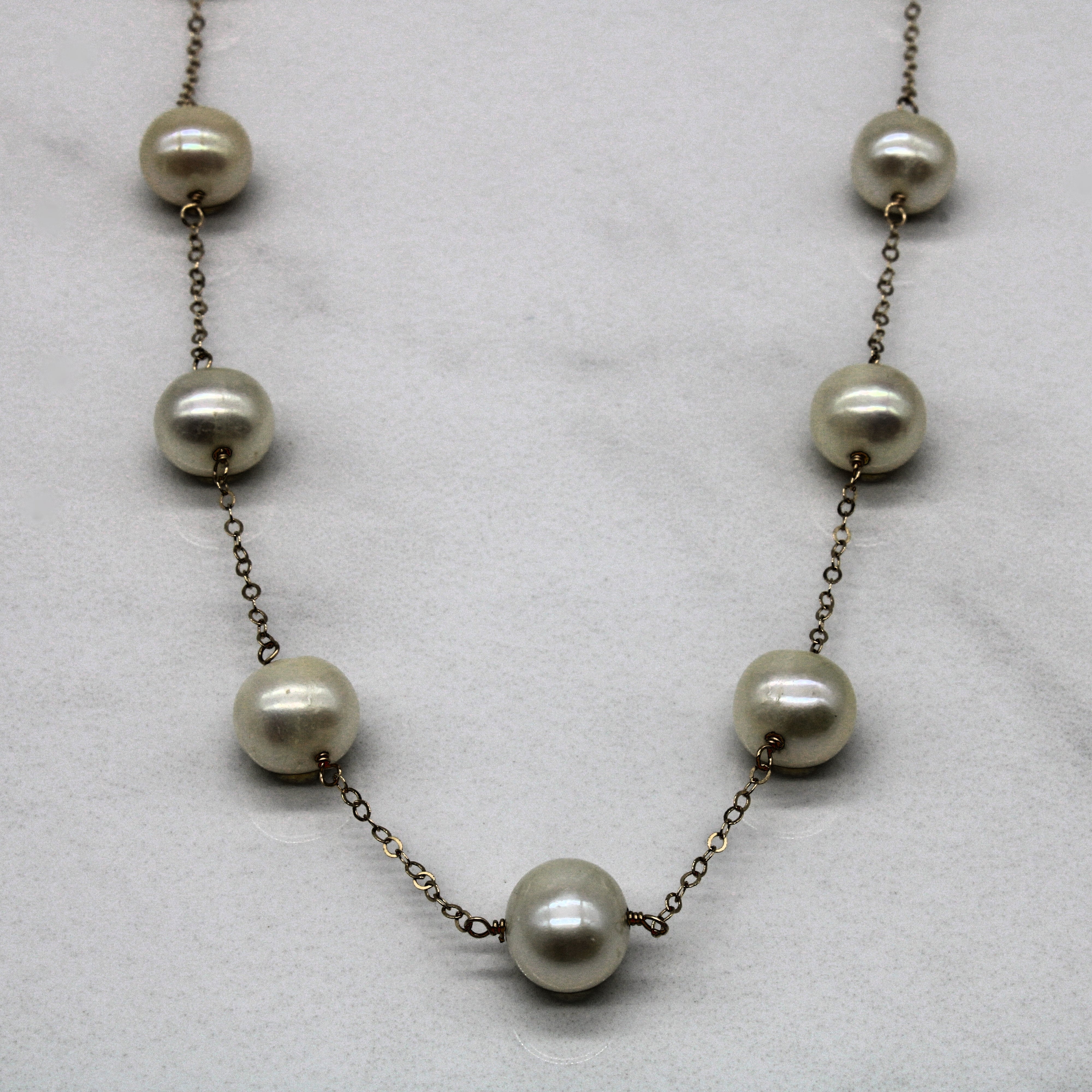 Stationed Pearl Necklace | 17" |