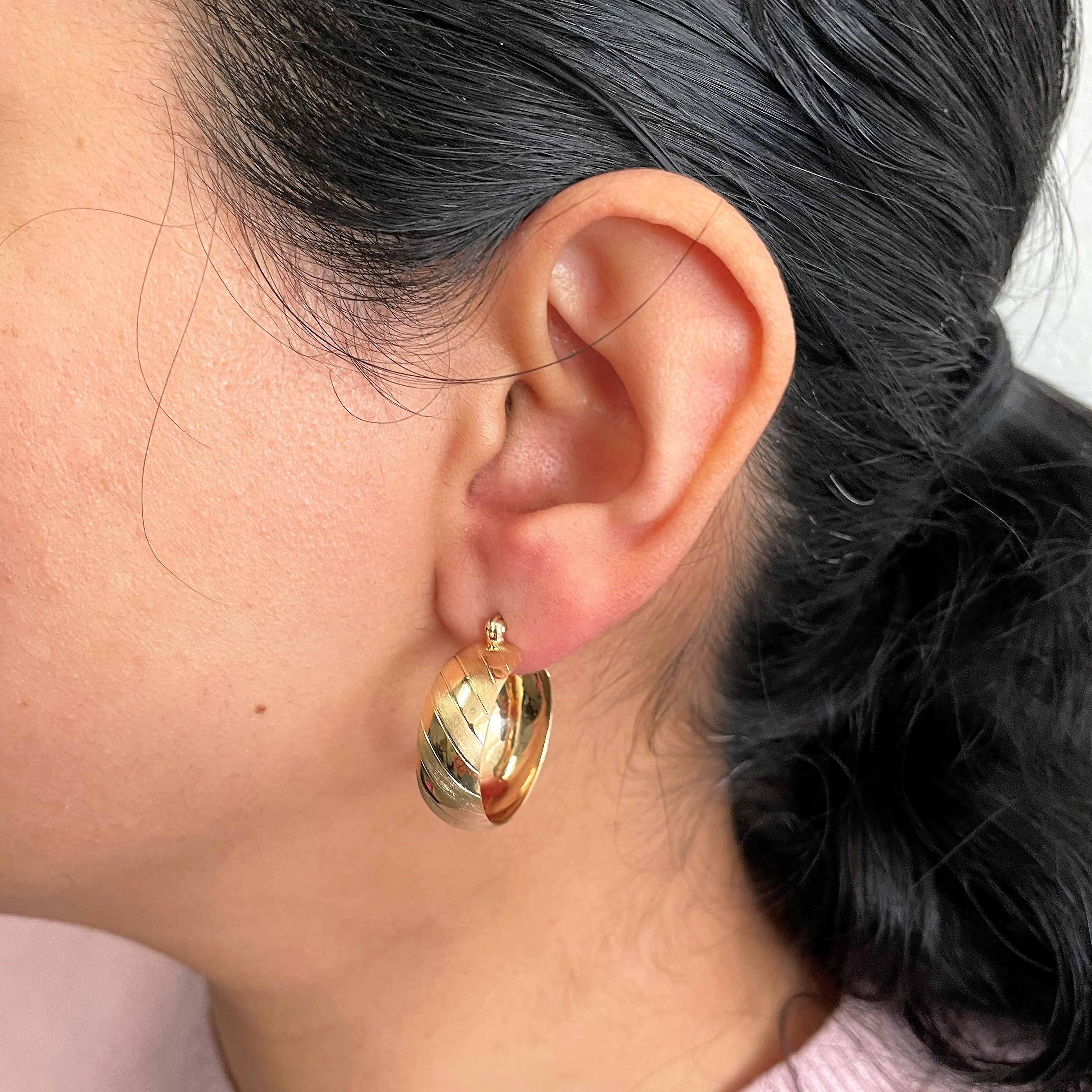 Yellow Gold Textured Hoop Earrings |