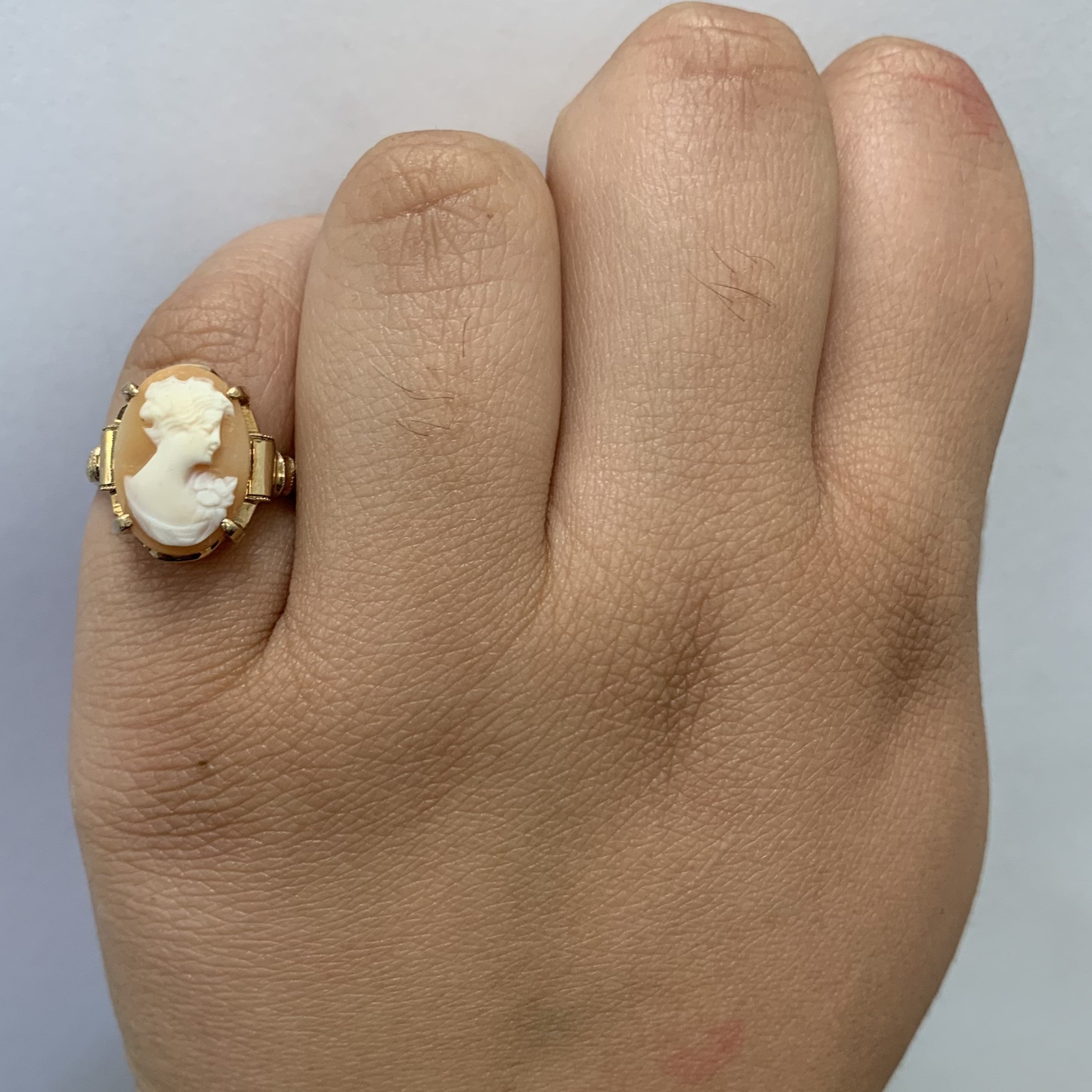 Cameo Ring | 2.75ct | SZ 5.5 |