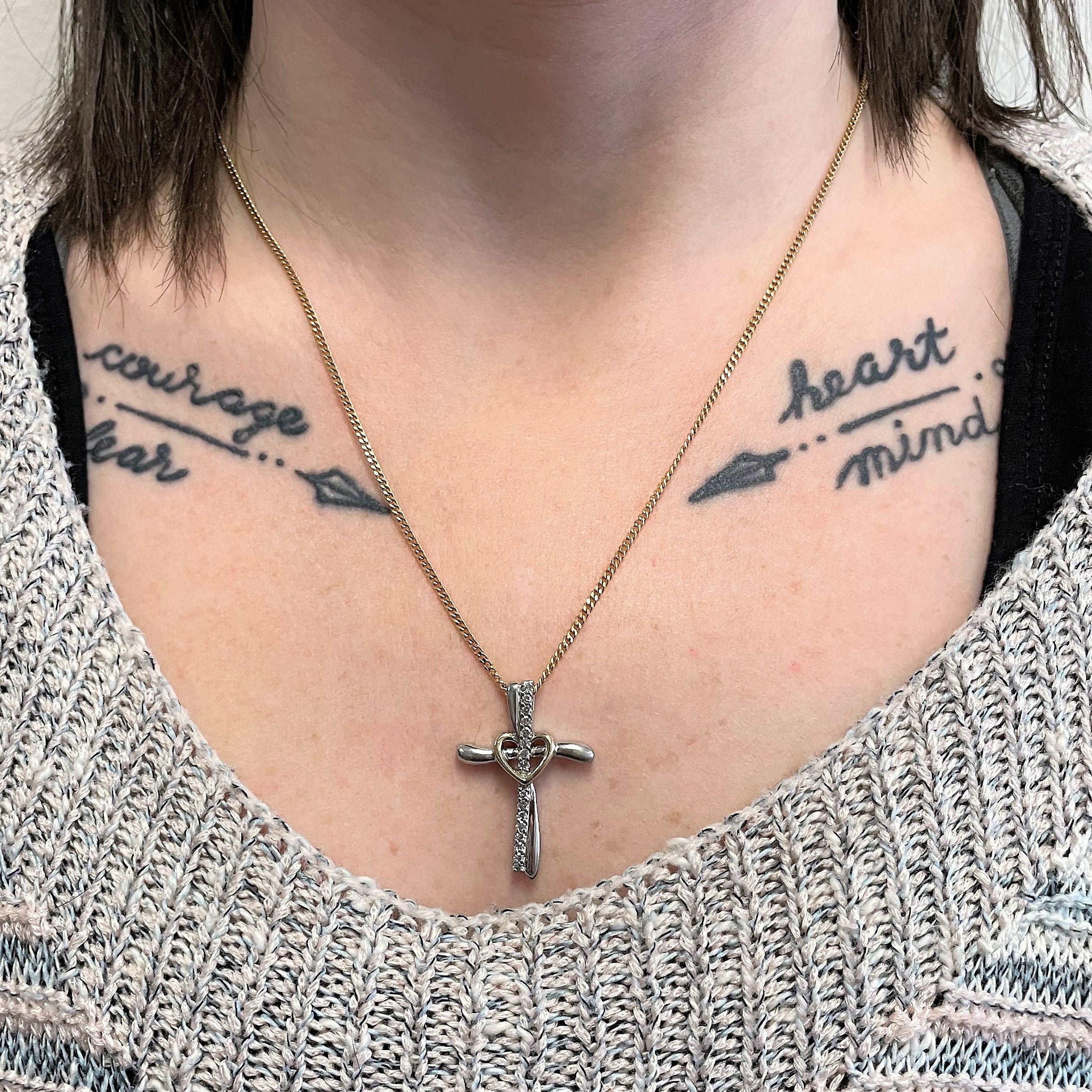 Diamond Heart Cross Necklace | 0.25ctw | 21" |