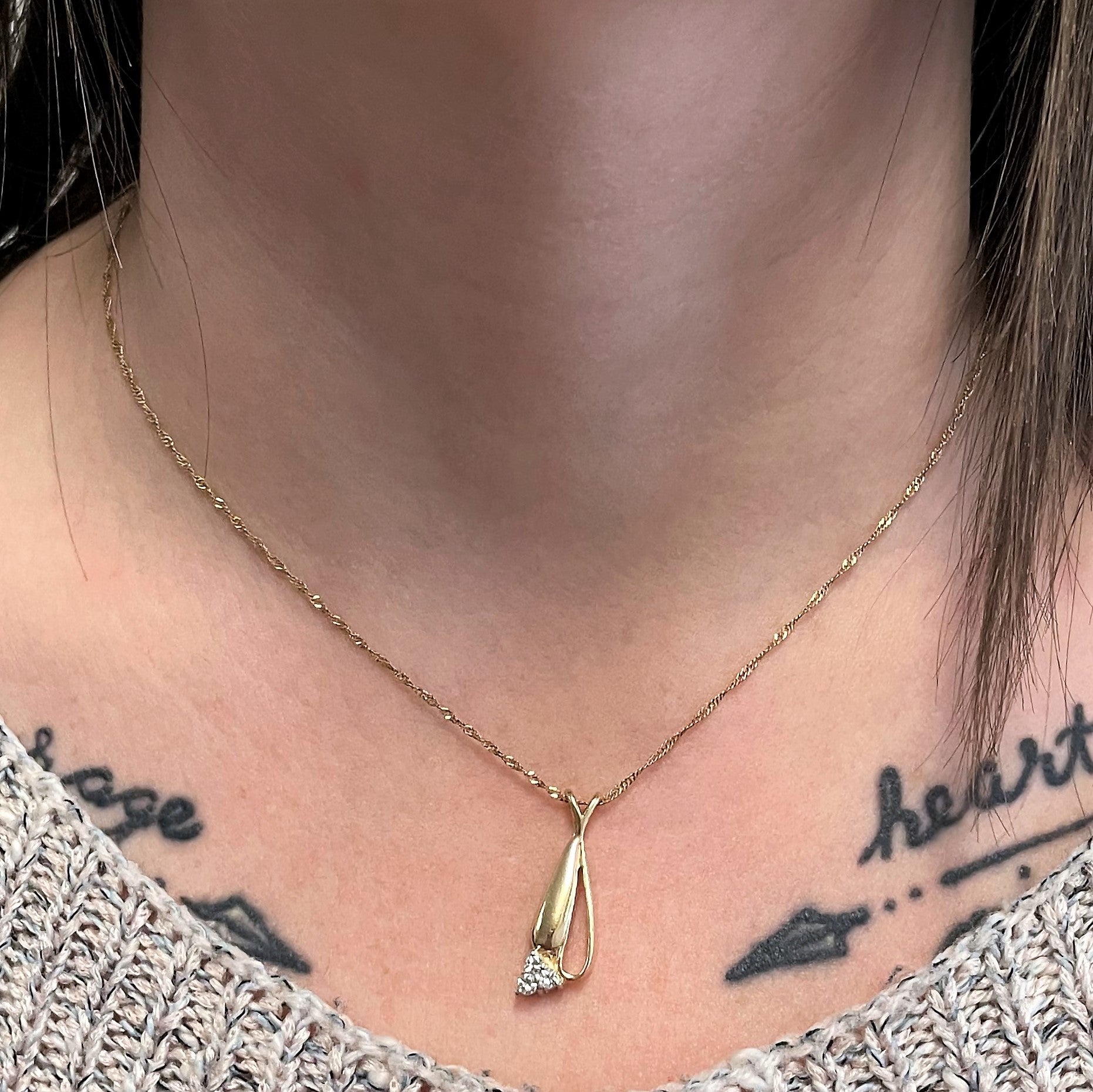 Cluster Diamond Drop Necklace | 0.12ctw | 16" |