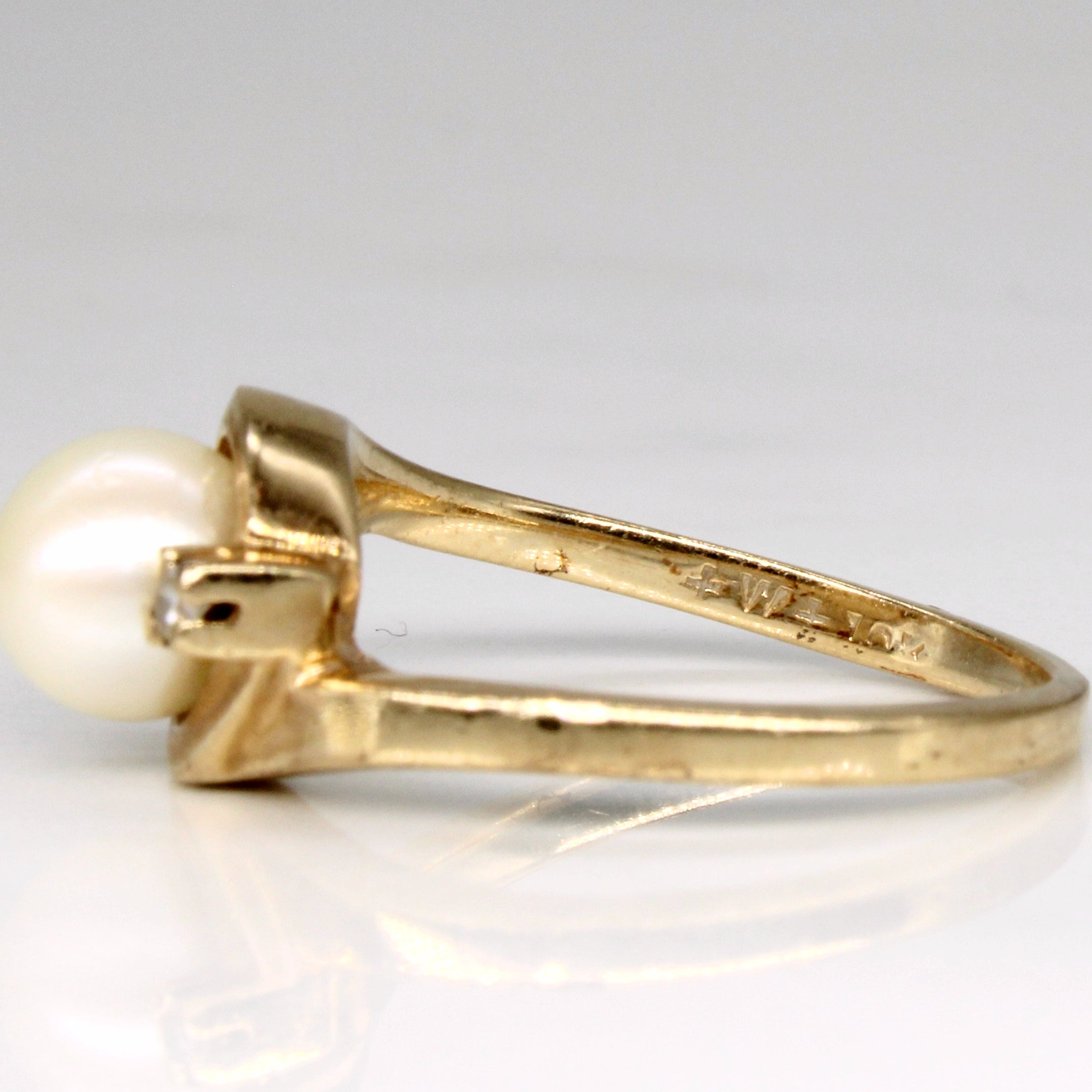Pearl & Diamond Bypass Ring | 0.04ctw | SZ 6.25 |