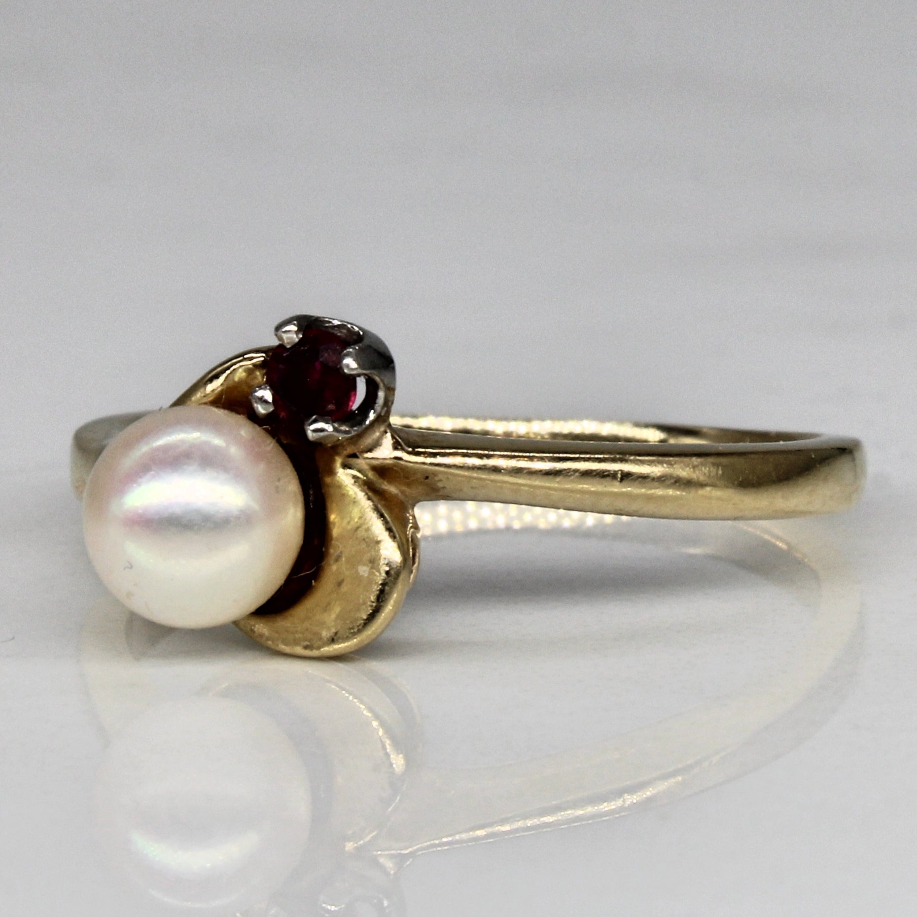 Pearl & Ruby Ring | 0.05ct | SZ 7.5 |