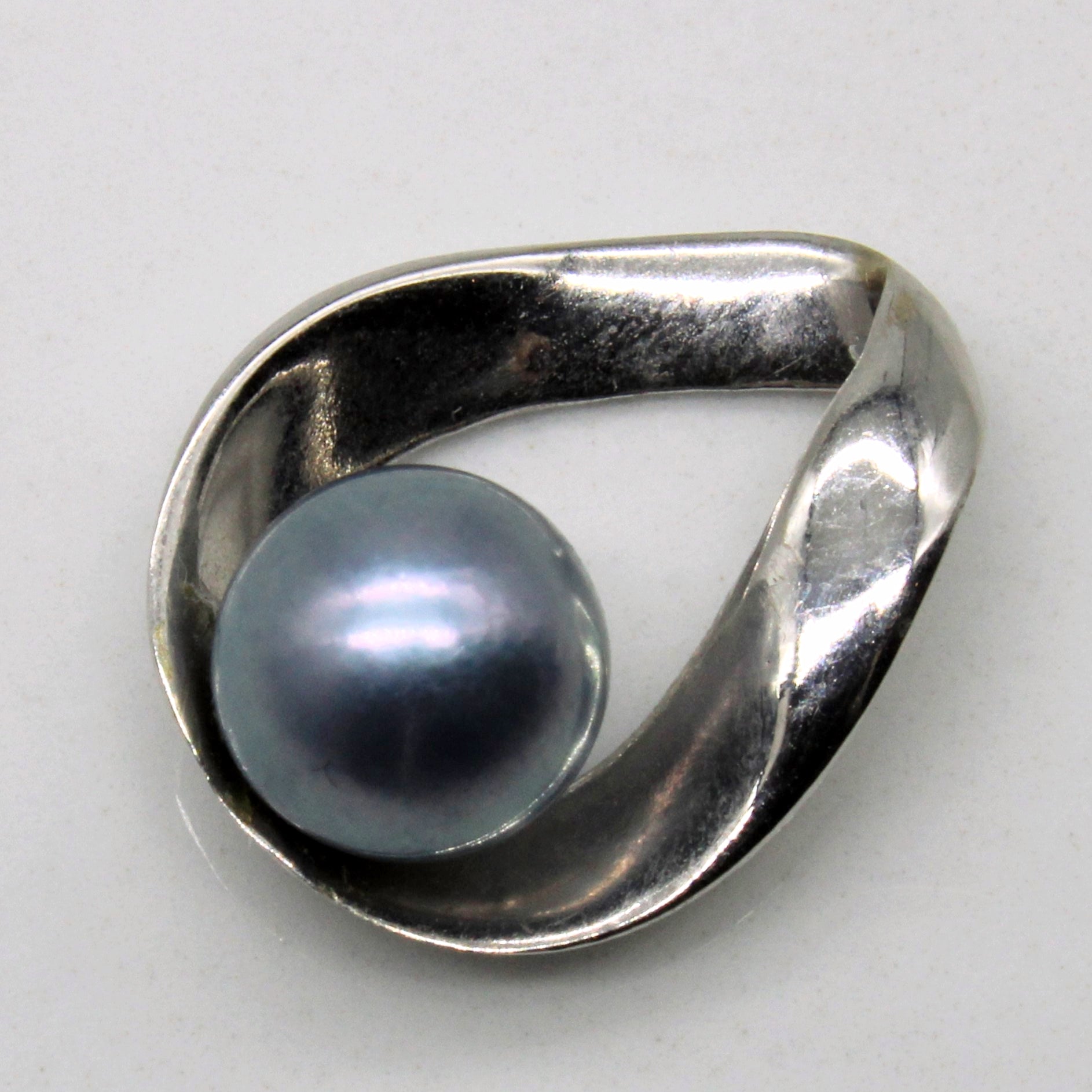 Pearl Swirl Pendant |