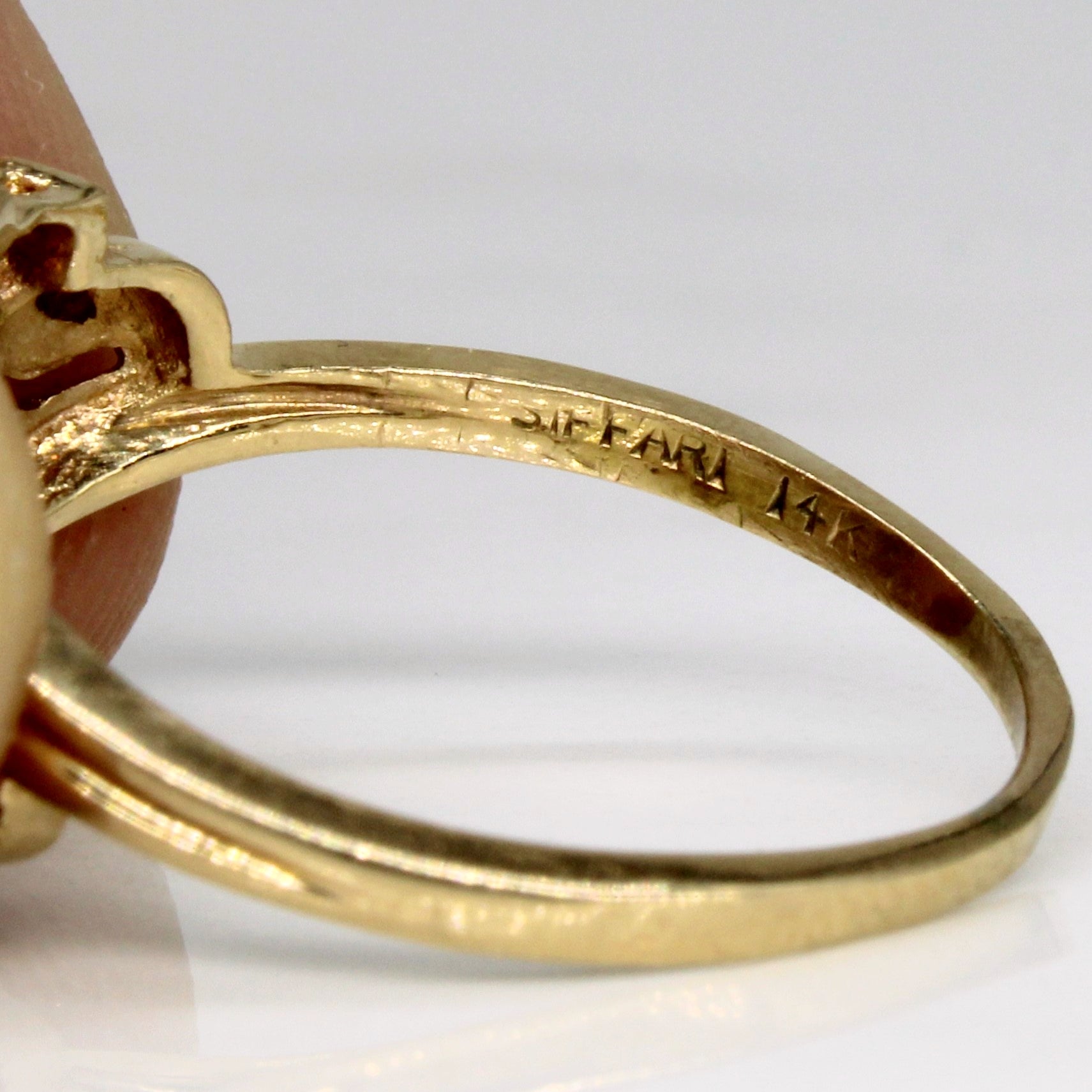 Ornate Pearl & Diamond Ring | 0.06ctw | SZ 8.5 |