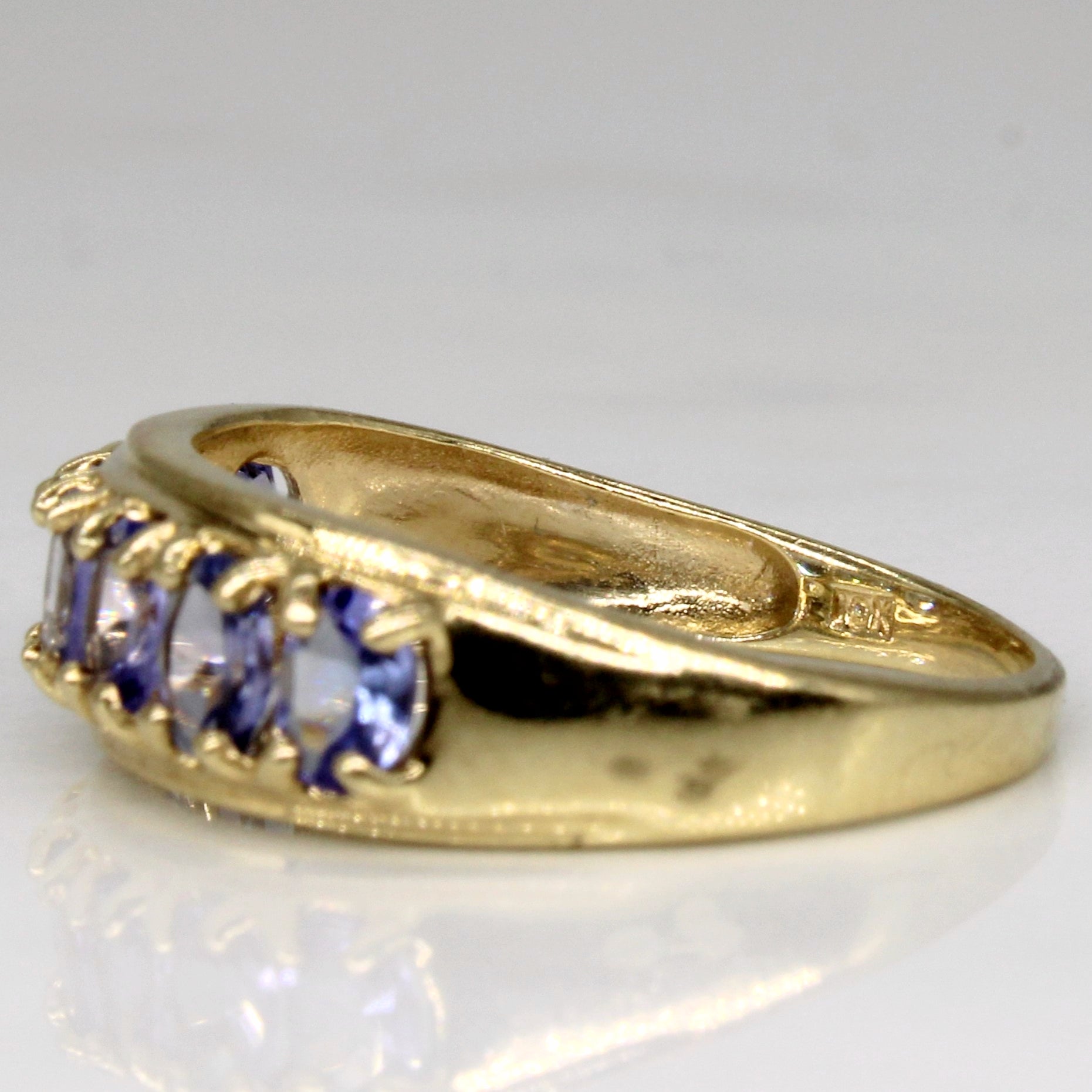 Oval Cut Tanzanite Band | 1.00cwt | SZ 7 |
