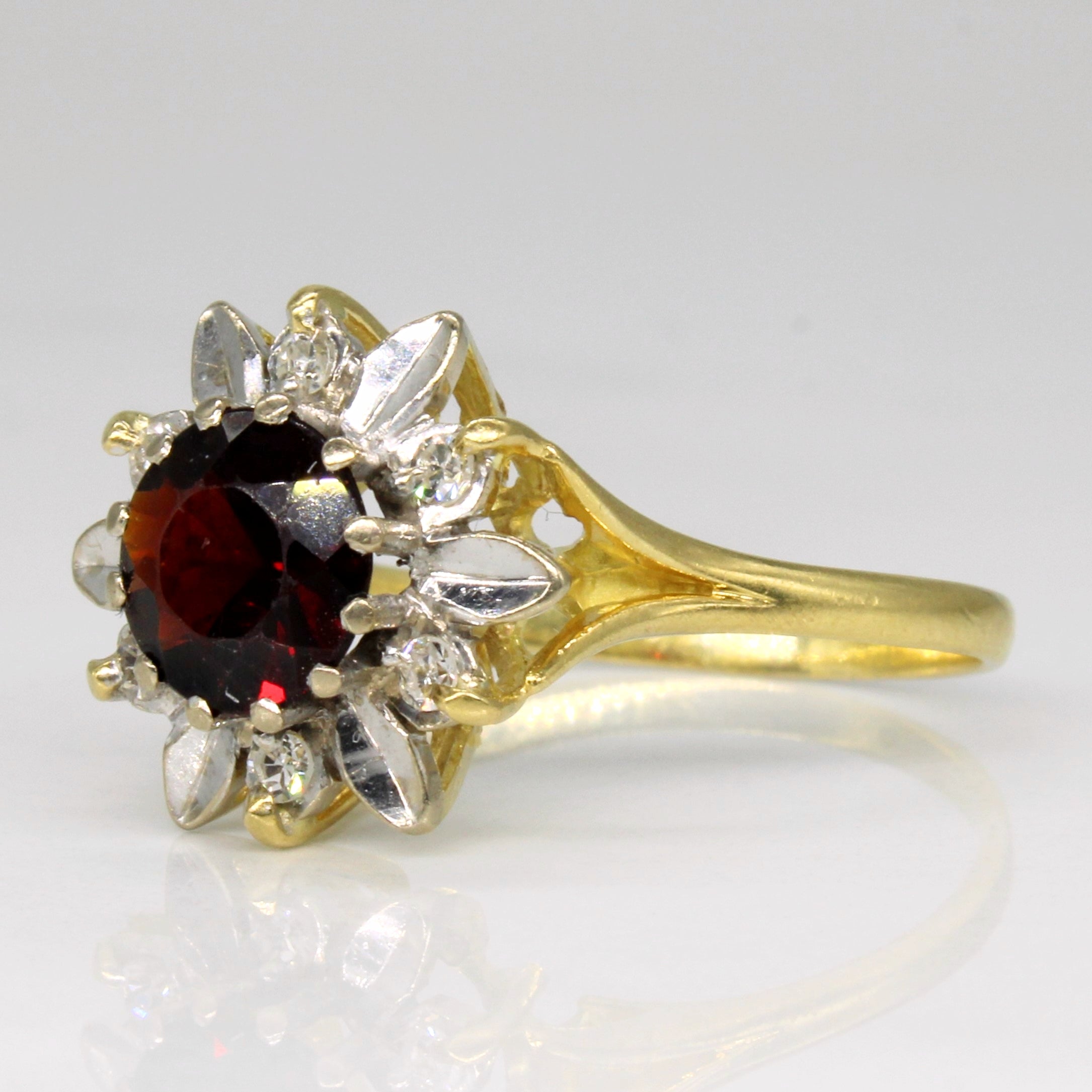 Floral Garnet & Diamond Ring | 1.25ct, 0.09ctw | SZ 8.5 |